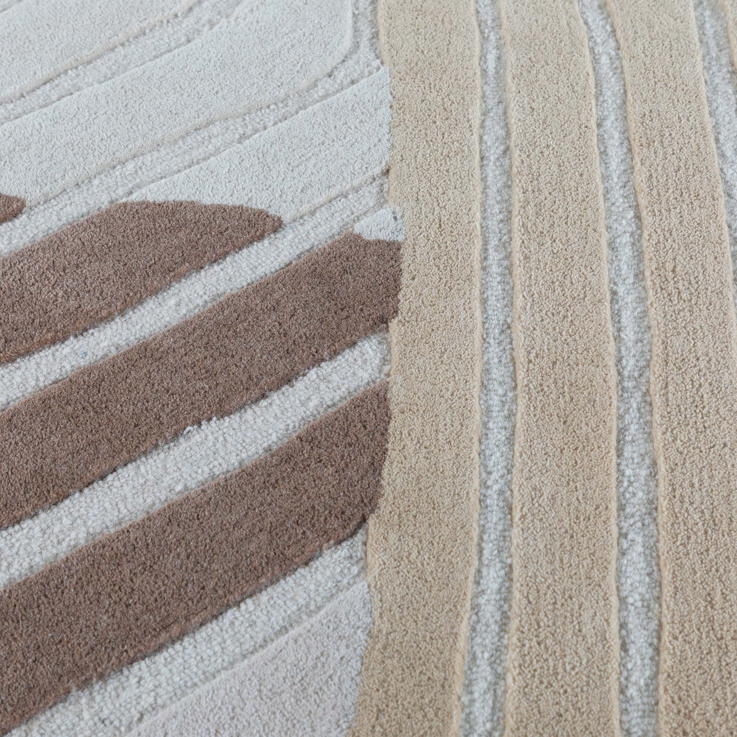 600X350 Cm WOOL BEIGE Rug JH-22727 -  Rugs - ebarza Furniture UAE | Shop Modern Furniture in Abu Dhabi & Dubai - مفروشات ايبازرا في الامارات | تسوق اثاث عصري وديكورات مميزة في دبي وابوظبي