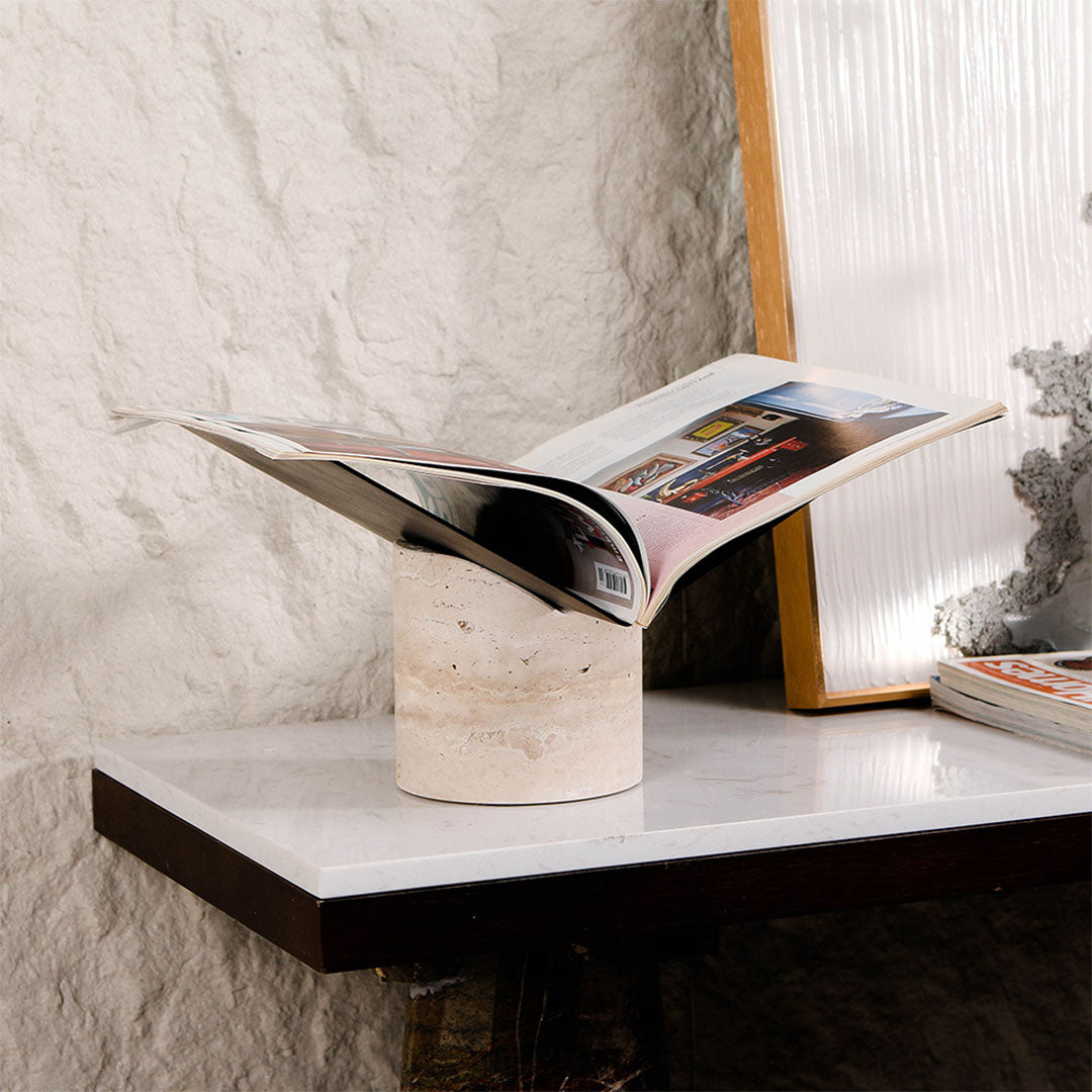 Magazine Holder - KH4009 -  Home Decor Figurines - ebarza Furniture UAE | Shop Modern Furniture in Abu Dhabi & Dubai - مفروشات ايبازرا في الامارات | تسوق اثاث عصري وديكورات مميزة في دبي وابوظبي