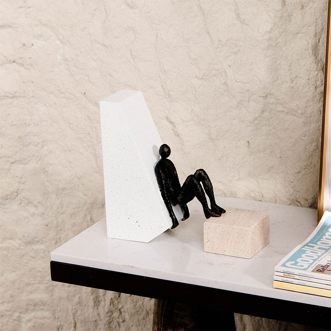 Man Figurine Sculpture - KA4137 -  Home Decor Figurines - ebarza Furniture UAE | Shop Modern Furniture in Abu Dhabi & Dubai - مفروشات ايبازرا في الامارات | تسوق اثاث عصري وديكورات مميزة في دبي وابوظبي