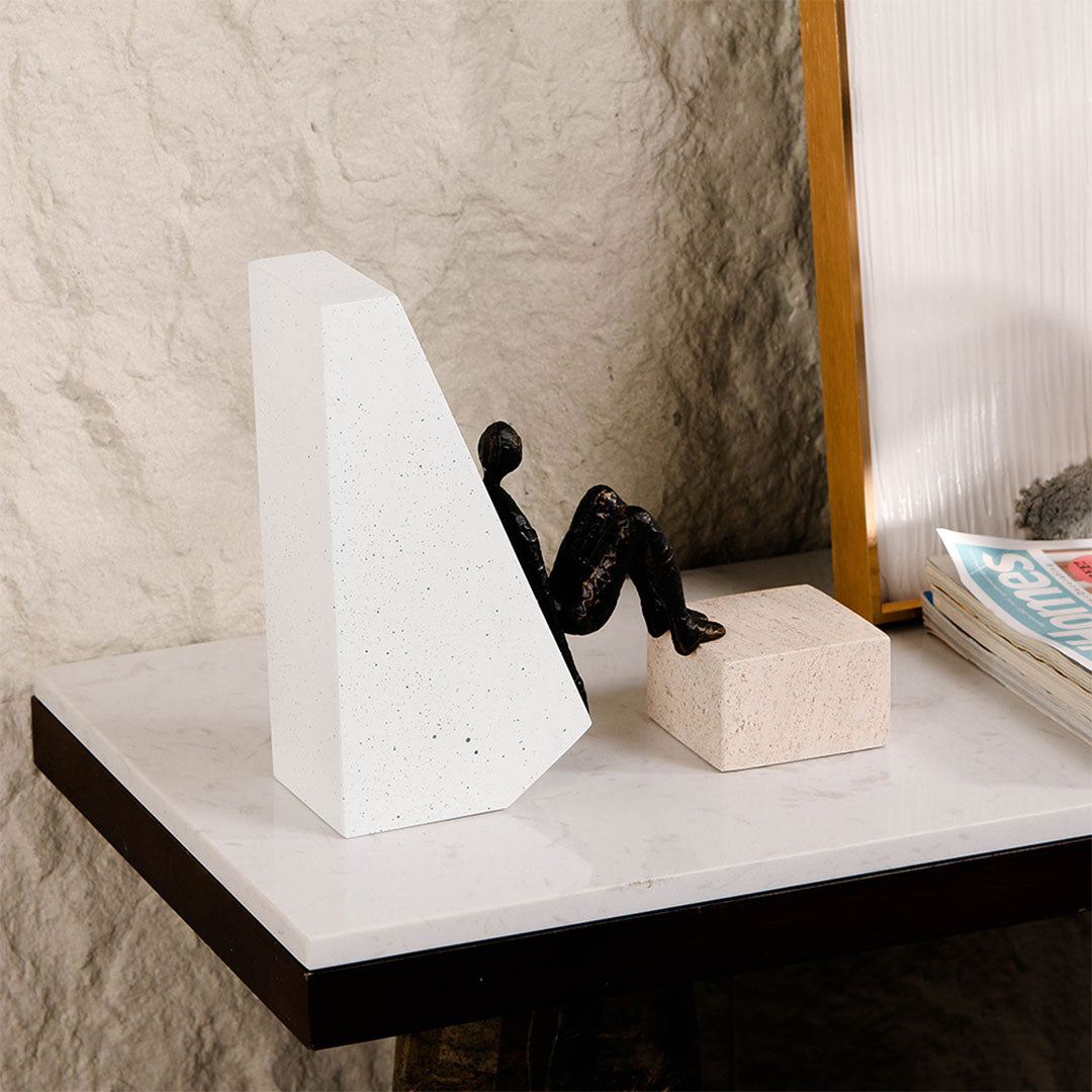 Man Figurine Sculpture - KA4137 -  Home Decor Figurines - ebarza Furniture UAE | Shop Modern Furniture in Abu Dhabi & Dubai - مفروشات ايبازرا في الامارات | تسوق اثاث عصري وديكورات مميزة في دبي وابوظبي
