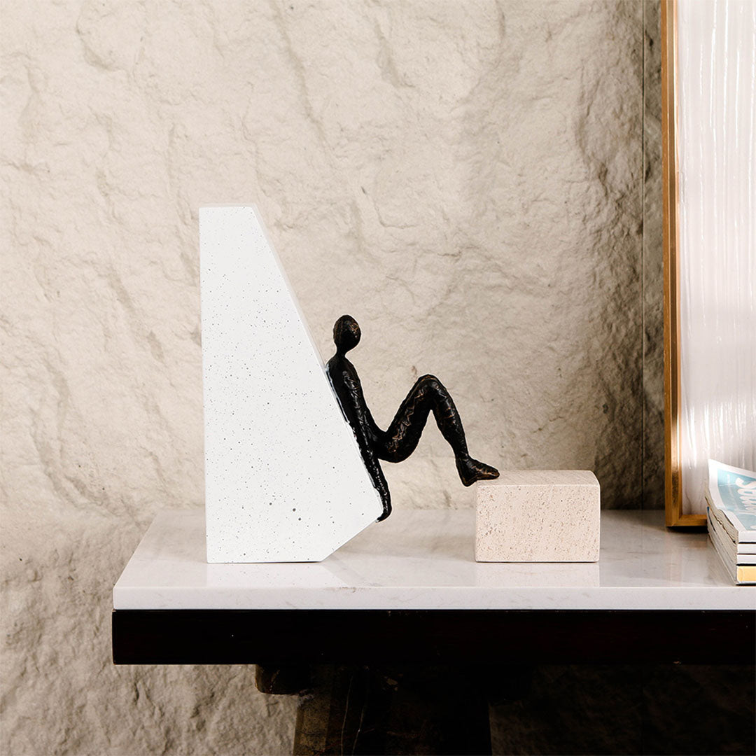Man Figurine Sculpture - KA4137 -  Home Decor Figurines - ebarza Furniture UAE | Shop Modern Furniture in Abu Dhabi & Dubai - مفروشات ايبازرا في الامارات | تسوق اثاث عصري وديكورات مميزة في دبي وابوظبي