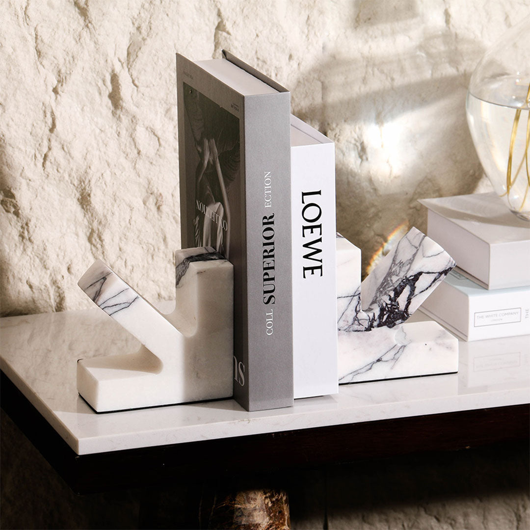 Marble Bookend - KH3333 -  Home Decor Figurines - ebarza Furniture UAE | Shop Modern Furniture in Abu Dhabi & Dubai - مفروشات ايبازرا في الامارات | تسوق اثاث عصري وديكورات مميزة في دبي وابوظبي
