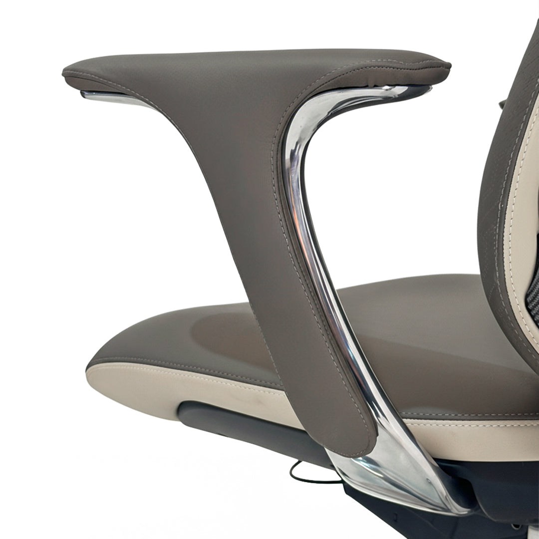 Nigel Leather Office Chair With Wheels 8005H -  Office Chairs - ebarza Furniture UAE | Shop Modern Furniture in Abu Dhabi & Dubai - مفروشات ايبازرا في الامارات | تسوق اثاث عصري وديكورات مميزة في دبي وابوظبي