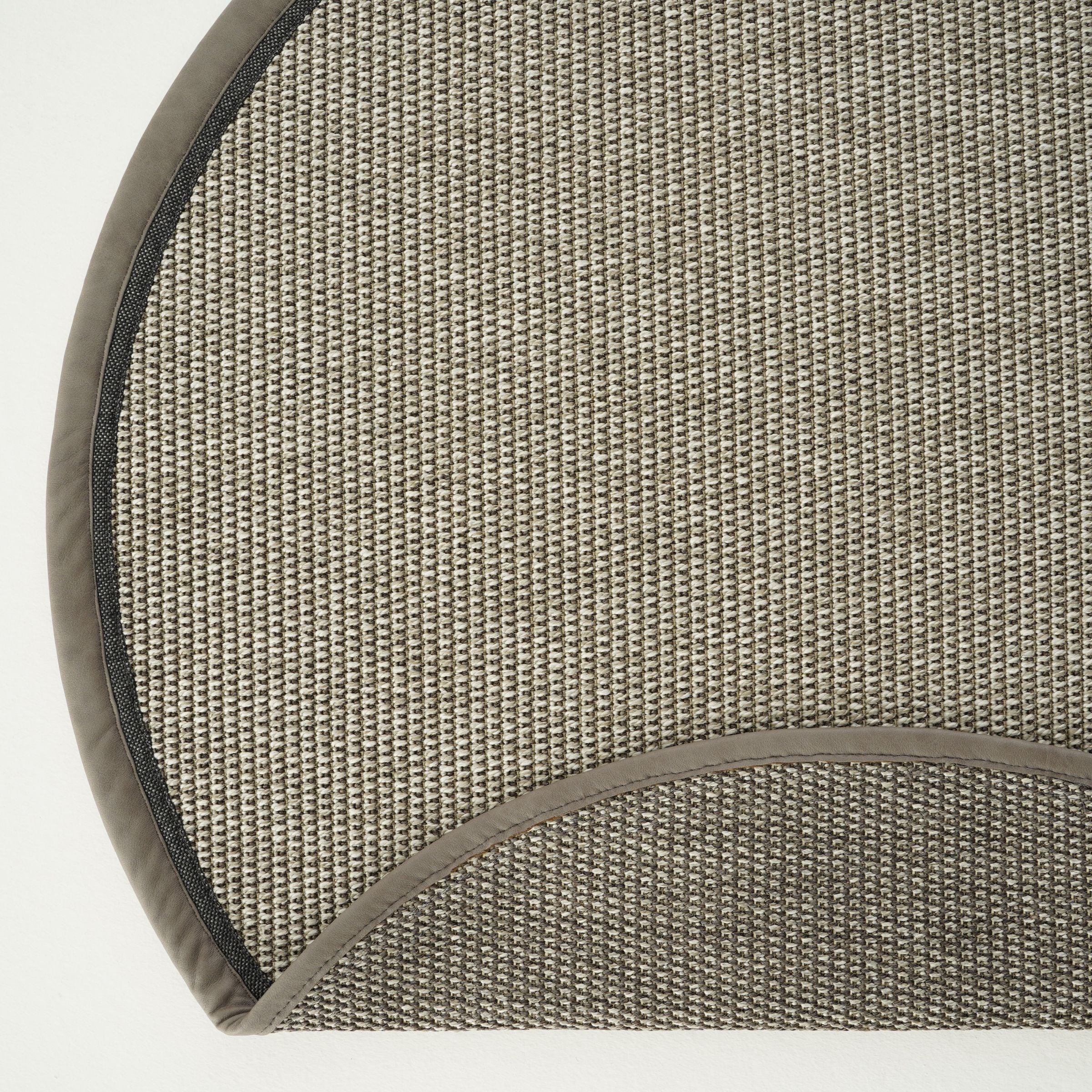 D150 CM SISAL CARPET MONTANA  CH-SSLMTNA-RS -  Rugs - ebarza Furniture UAE | Shop Modern Furniture in Abu Dhabi & Dubai - مفروشات ايبازرا في الامارات | تسوق اثاث عصري وديكورات مميزة في دبي وابوظبي