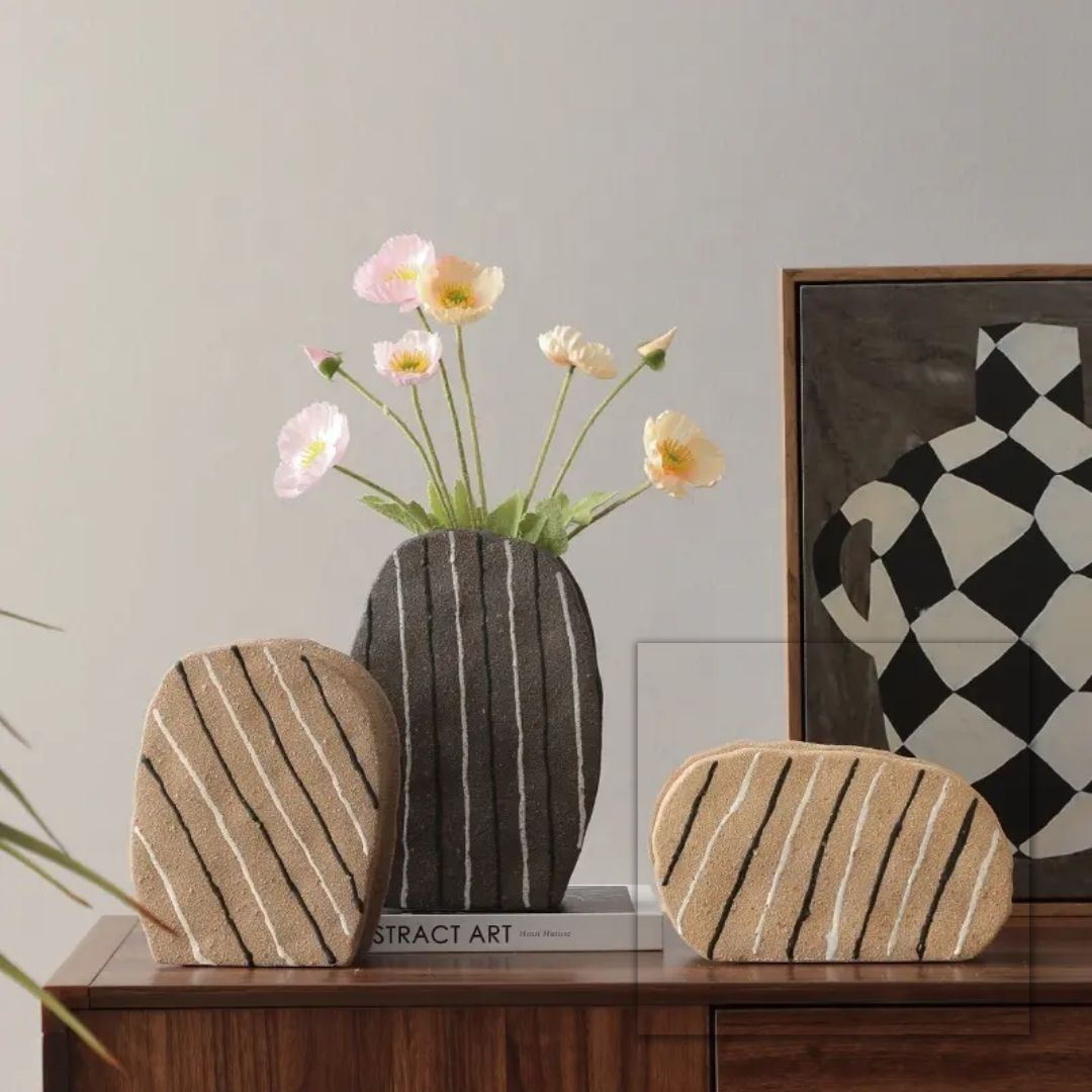 Tiramisu Vase C - FF-D24108C -  Vases - ebarza Furniture UAE | Shop Modern Furniture in Abu Dhabi & Dubai - مفروشات ايبازرا في الامارات | تسوق اثاث عصري وديكورات مميزة في دبي وابوظبي