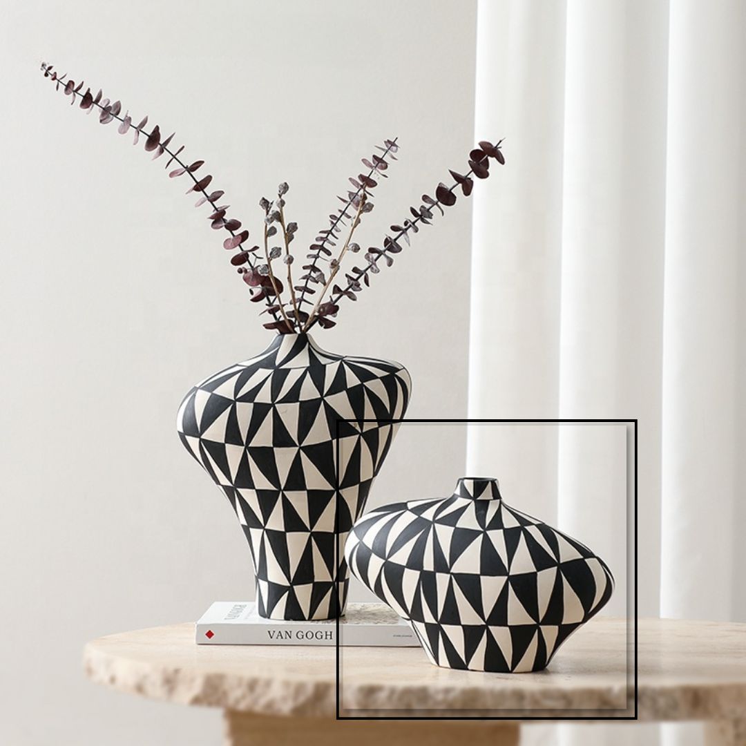 Triangular Hand-Painted Vase -B FD-D24067B -  Vases - ebarza Furniture UAE | Shop Modern Furniture in Abu Dhabi & Dubai - مفروشات ايبازرا في الامارات | تسوق اثاث عصري وديكورات مميزة في دبي وابوظبي