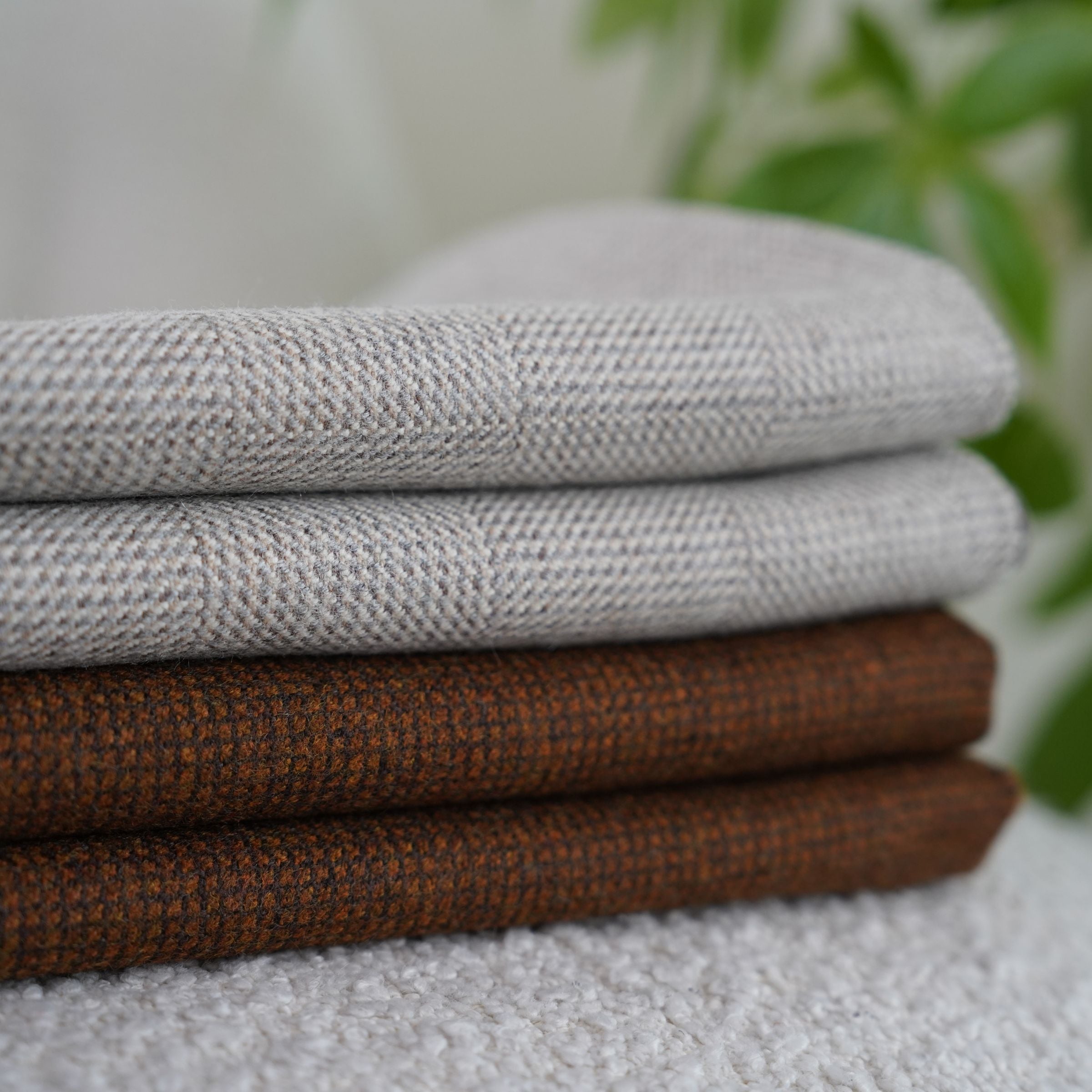 Ebarza cartier Monochrome Wool Blanket ETB022 -  Blankets - ebarza Furniture UAE | Shop Modern Furniture in Abu Dhabi & Dubai - مفروشات ايبازرا في الامارات | تسوق اثاث عصري وديكورات مميزة في دبي وابوظبي