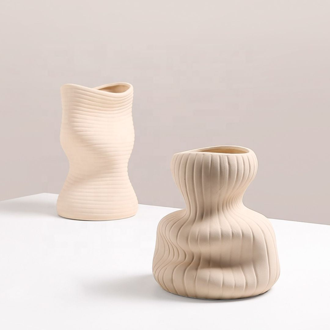 Vertical Curved Bottle - Beige FD-D22114B -  Vases - ebarza Furniture UAE | Shop Modern Furniture in Abu Dhabi & Dubai - مفروشات ايبازرا في الامارات | تسوق اثاث عصري وديكورات مميزة في دبي وابوظبي