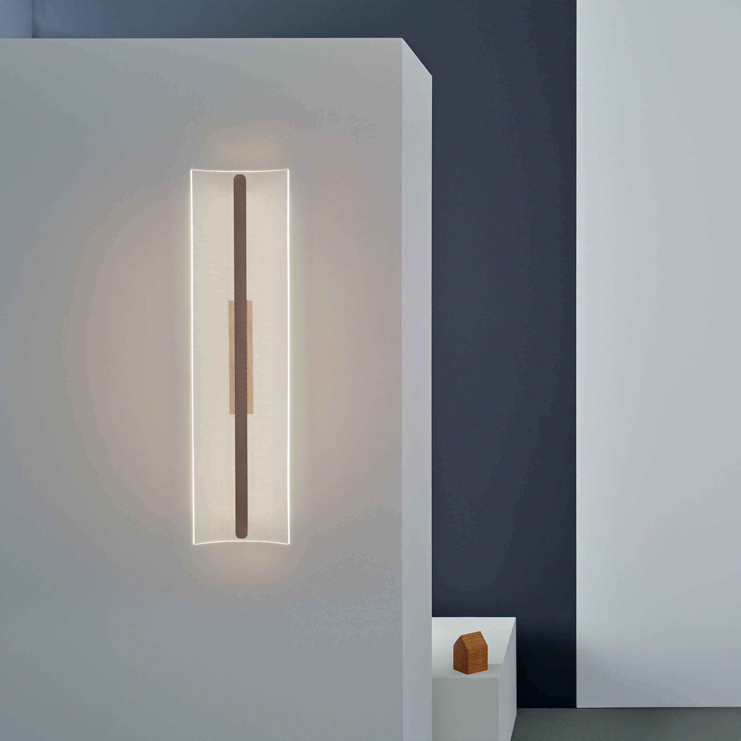 Celestial Flow Wall Lamp MA05798W-001 -  Wall Lamps - ebarza Furniture UAE | Shop Modern Furniture in Abu Dhabi & Dubai - مفروشات ايبازرا في الامارات | تسوق اثاث عصري وديكورات مميزة في دبي وابوظبي
