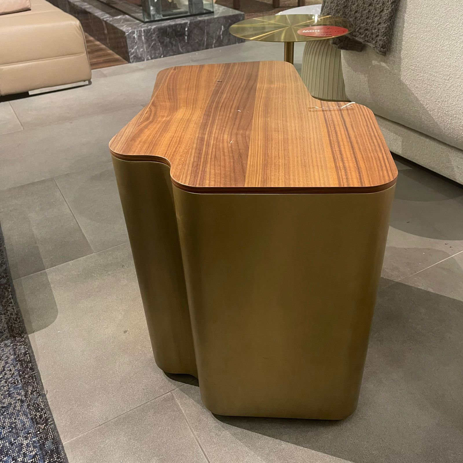 Display Item - Giallo Gold Side Table Glost-039GYAS -  DISPLAY ITEM - ebarza Furniture UAE | Shop Modern Furniture in Abu Dhabi & Dubai - مفروشات ايبازرا في الامارات | تسوق اثاث عصري وديكورات مميزة في دبي وابوظبي