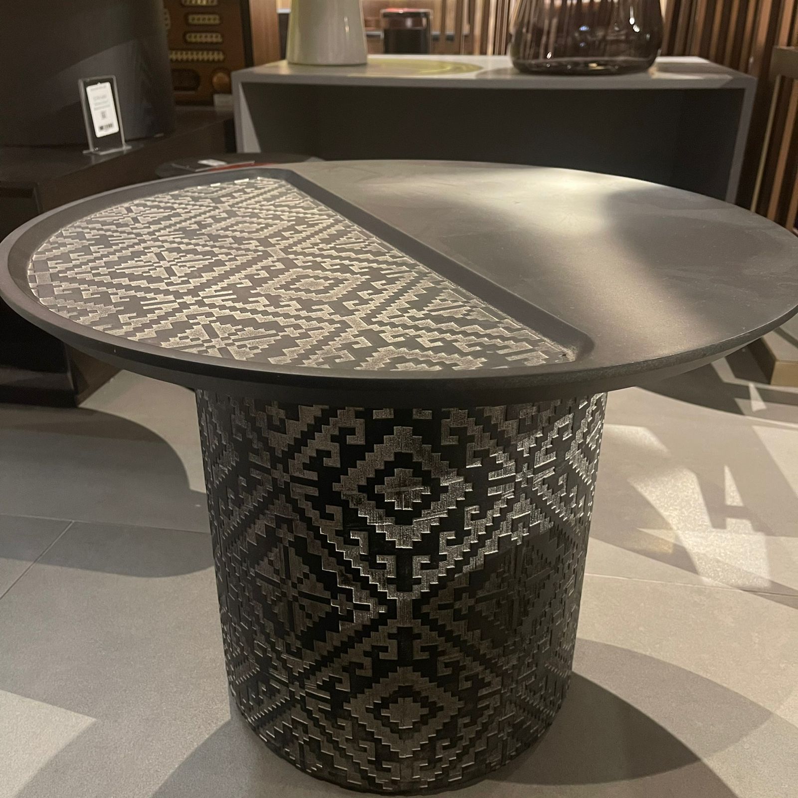 Display Item - Motif Side Table Motif-Side002-CYAS -  DISPLAY ITEM - ebarza Furniture UAE | Shop Modern Furniture in Abu Dhabi & Dubai - مفروشات ايبازرا في الامارات | تسوق اثاث عصري وديكورات مميزة في دبي وابوظبي