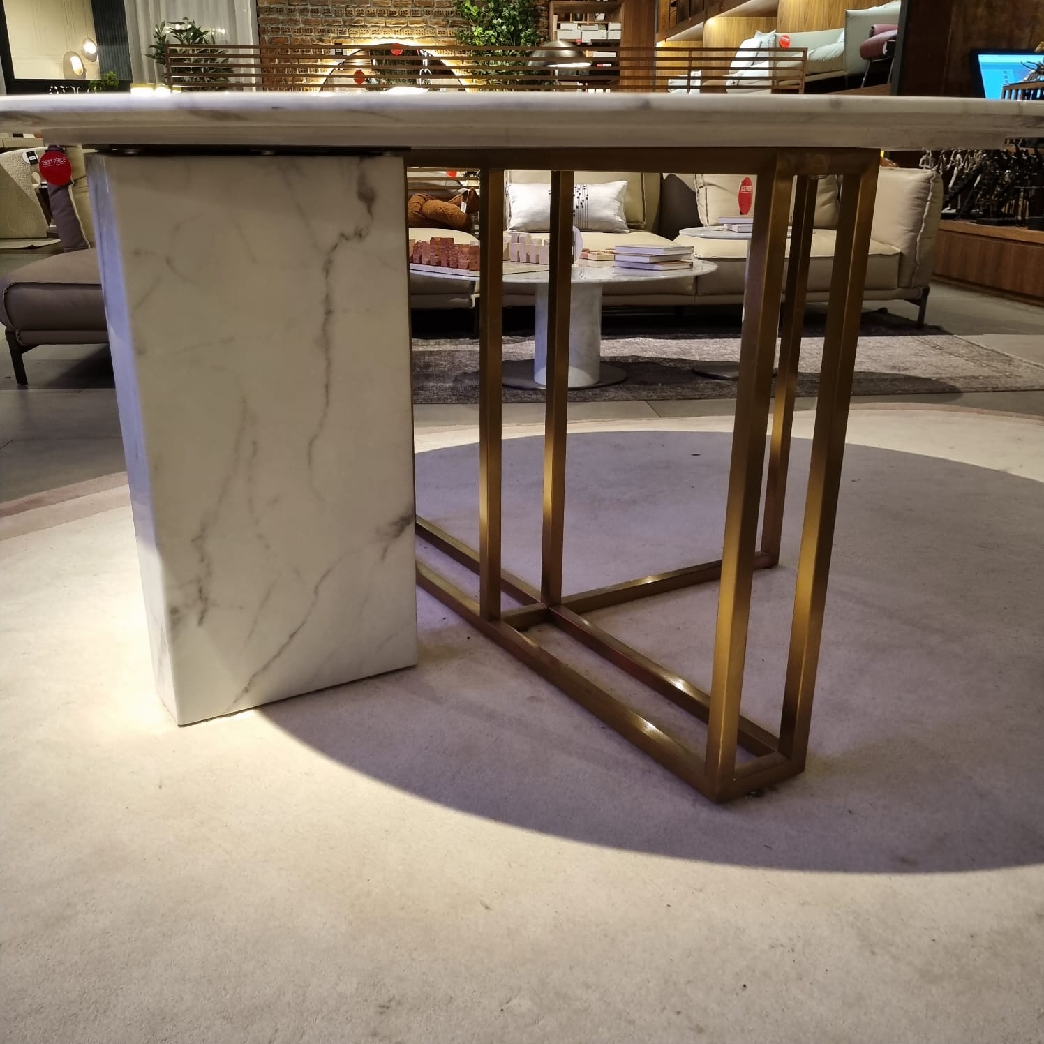 Display Item - Niort Round Dining Table  Tg-395-YAS -  DISPLAY ITEM - ebarza Furniture UAE | Shop Modern Furniture in Abu Dhabi & Dubai - مفروشات ايبازرا في الامارات | تسوق اثاث عصري وديكورات مميزة في دبي وابوظبي