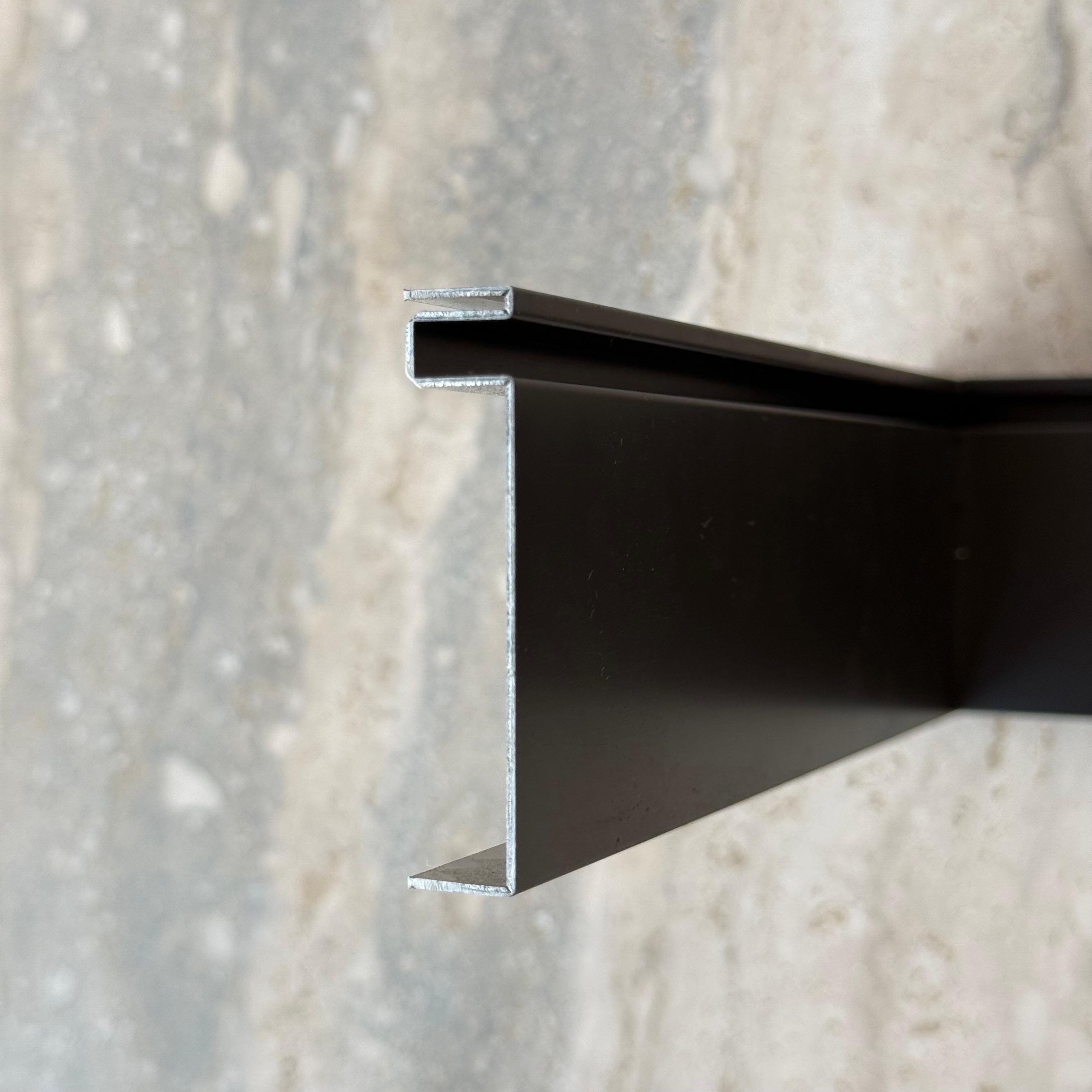 R0 (6cm) Internal Corner Skirting Accessories - Black - PR0024 -  wall-panels-profiles - ebarza Furniture UAE | Shop Modern Furniture in Abu Dhabi & Dubai - مفروشات ايبازرا في الامارات | تسوق اثاث عصري وديكورات مميزة في دبي وابوظبي