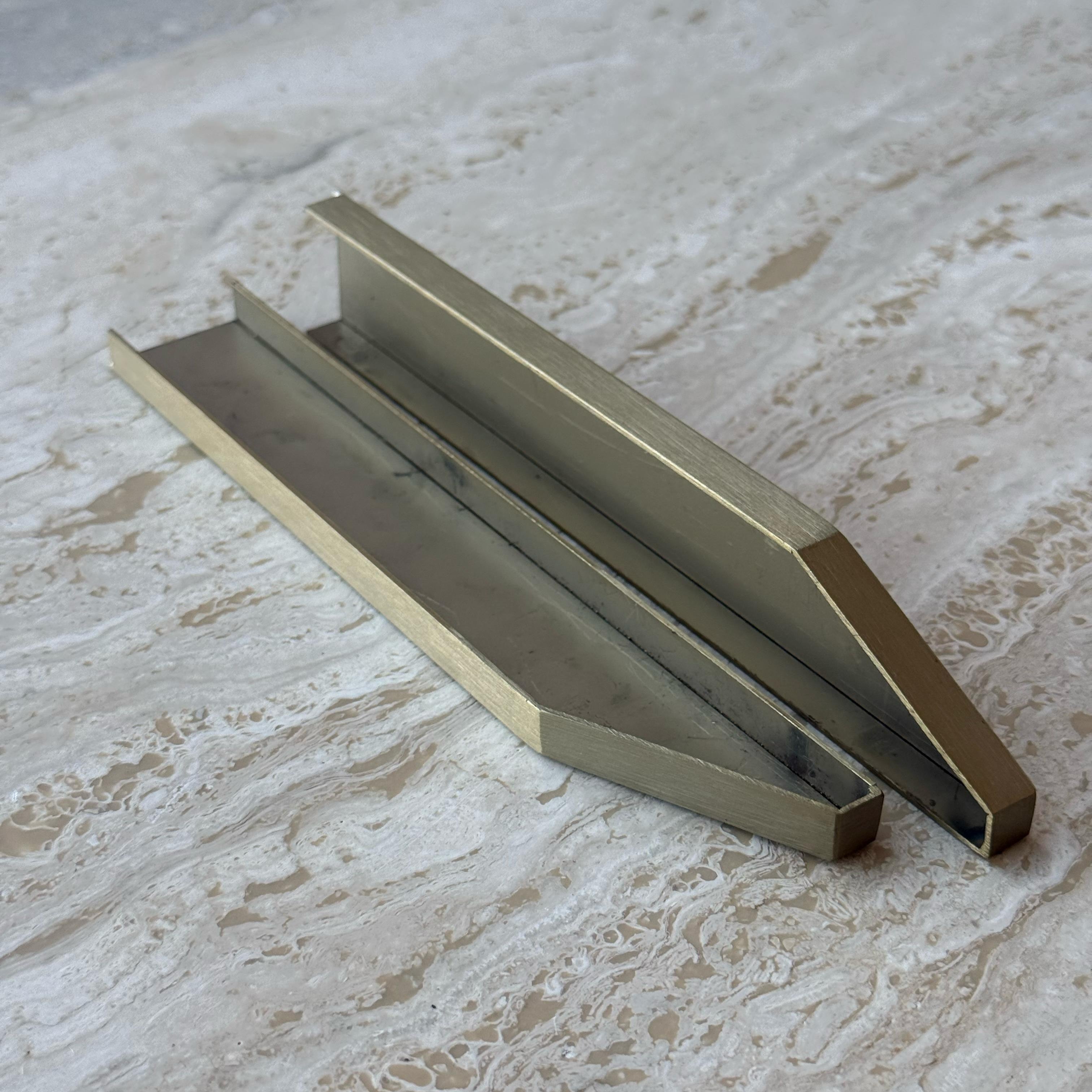 1mm Thickness (2.8cm) Extra Accessories Sealing Cap - Gold - PR0044 -  wall-panels-profiles - ebarza Furniture UAE | Shop Modern Furniture in Abu Dhabi & Dubai - مفروشات ايبازرا في الامارات | تسوق اثاث عصري وديكورات مميزة في دبي وابوظبي