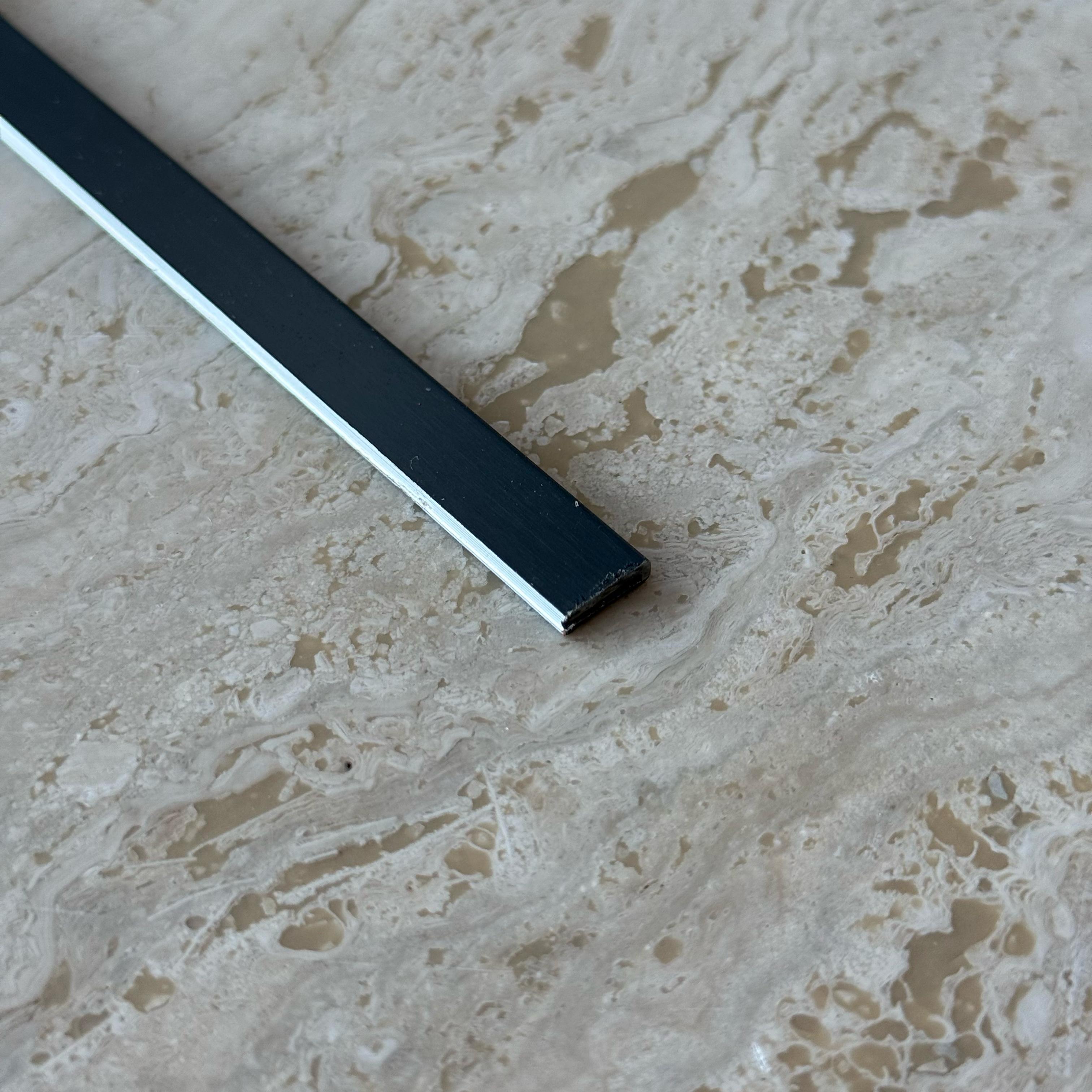 0.8mm Thickness (1cm) Stainless Steel U-Shape Profile - Black - PR0058 -  wall-panels-profiles - ebarza Furniture UAE | Shop Modern Furniture in Abu Dhabi & Dubai - مفروشات ايبازرا في الامارات | تسوق اثاث عصري وديكورات مميزة في دبي وابوظبي