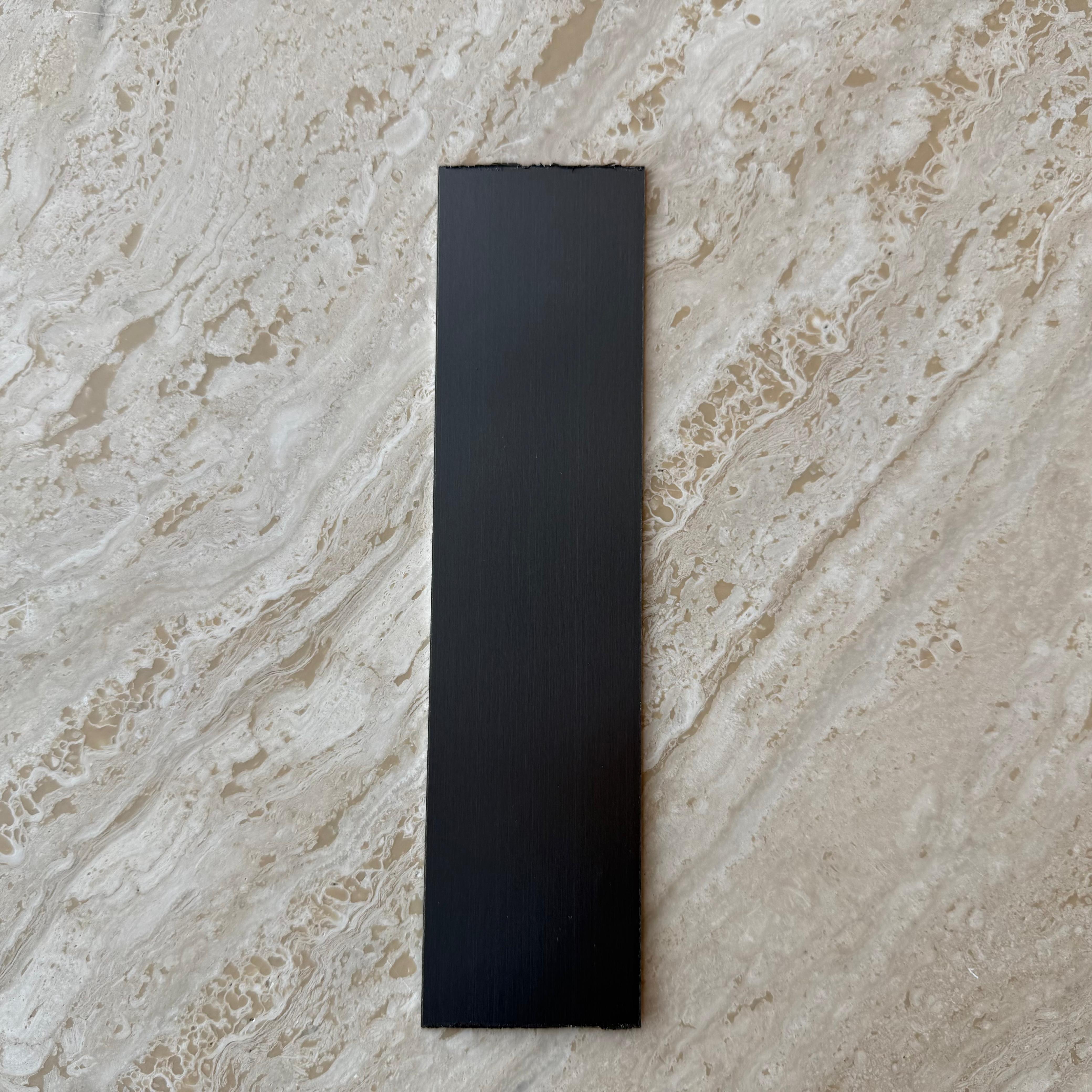 1mm Thickness (5cm) Stainless Steel Profile - Black - PR0031 -  wall-panels-profiles - ebarza Furniture UAE | Shop Modern Furniture in Abu Dhabi & Dubai - مفروشات ايبازرا في الامارات | تسوق اثاث عصري وديكورات مميزة في دبي وابوظبي