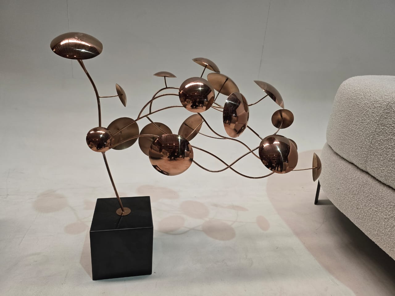 Display Item - Life Branch'S Handcrafted Stainless Steel Table Artwork B0010035/B00100-Rg -  DISPLAY ITEM - ebarza Furniture UAE | Shop Modern Furniture in Abu Dhabi & Dubai - مفروشات ايبازرا في الامارات | تسوق اثاث عصري وديكورات مميزة في دبي وابوظبي