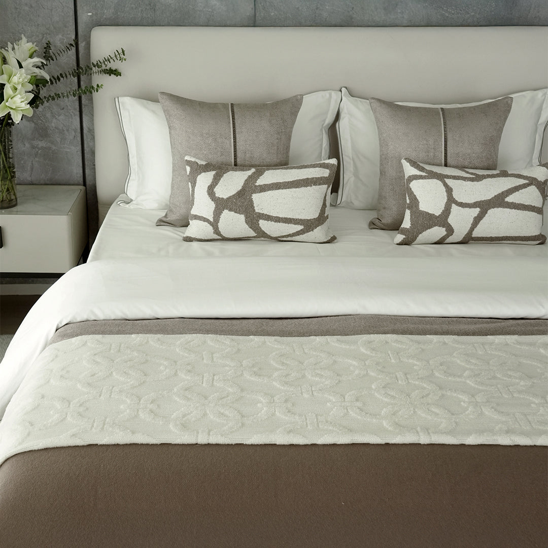 Zola Bedding Set -  EBB046 -  Bedding - ebarza Furniture UAE | Shop Modern Furniture in Abu Dhabi & Dubai - مفروشات ايبازرا في الامارات | تسوق اثاث عصري وديكورات مميزة في دبي وابوظبي
