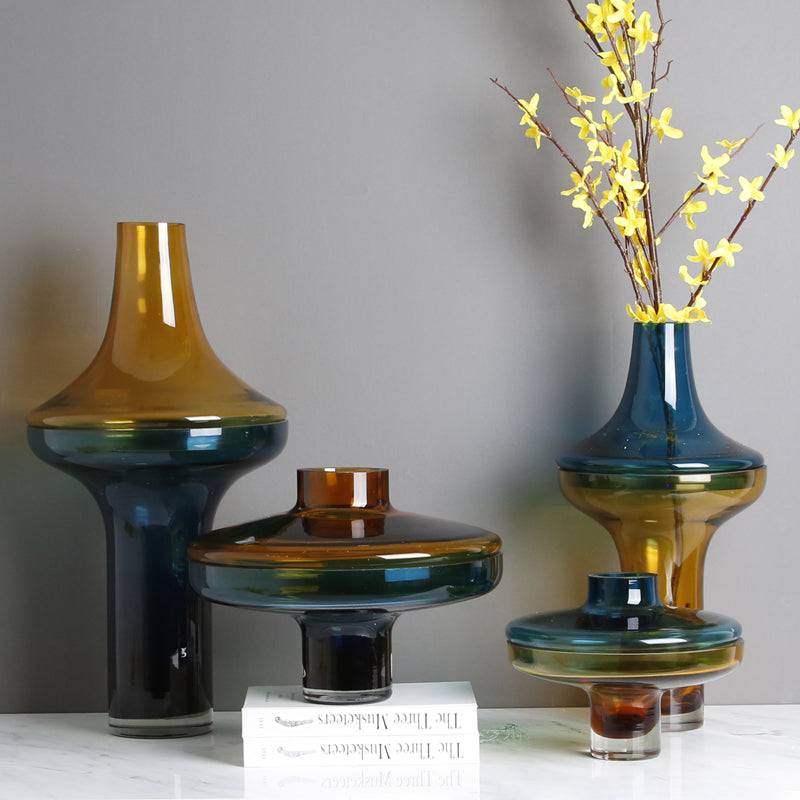 Amber & Blue Glass Vase FL-Zs254C -  Vases - ebarza Furniture UAE | Shop Modern Furniture in Abu Dhabi & Dubai - مفروشات ايبازرا في الامارات | تسوق اثاث عصري وديكورات مميزة في دبي وابوظبي