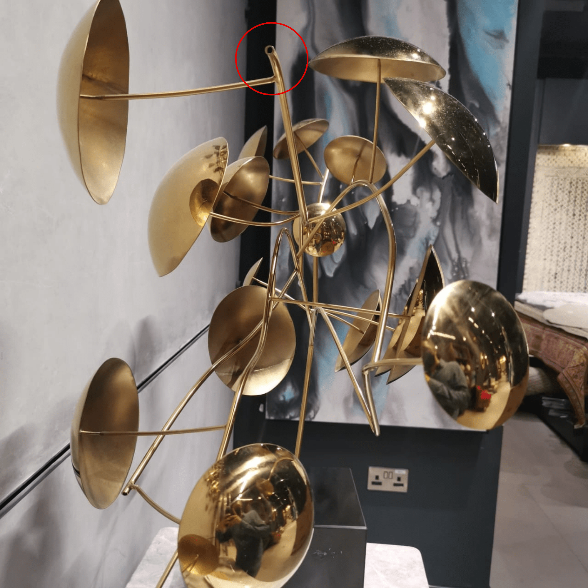 As Is - Handcrafted Stainless Steel Table Artwork  B0010035/B00100-G -  DISPLAY ITEM - ebarza Furniture UAE | Shop Modern Furniture in Abu Dhabi & Dubai - مفروشات ايبازرا في الامارات | تسوق اثاث عصري وديكورات مميزة في دبي وابوظبي