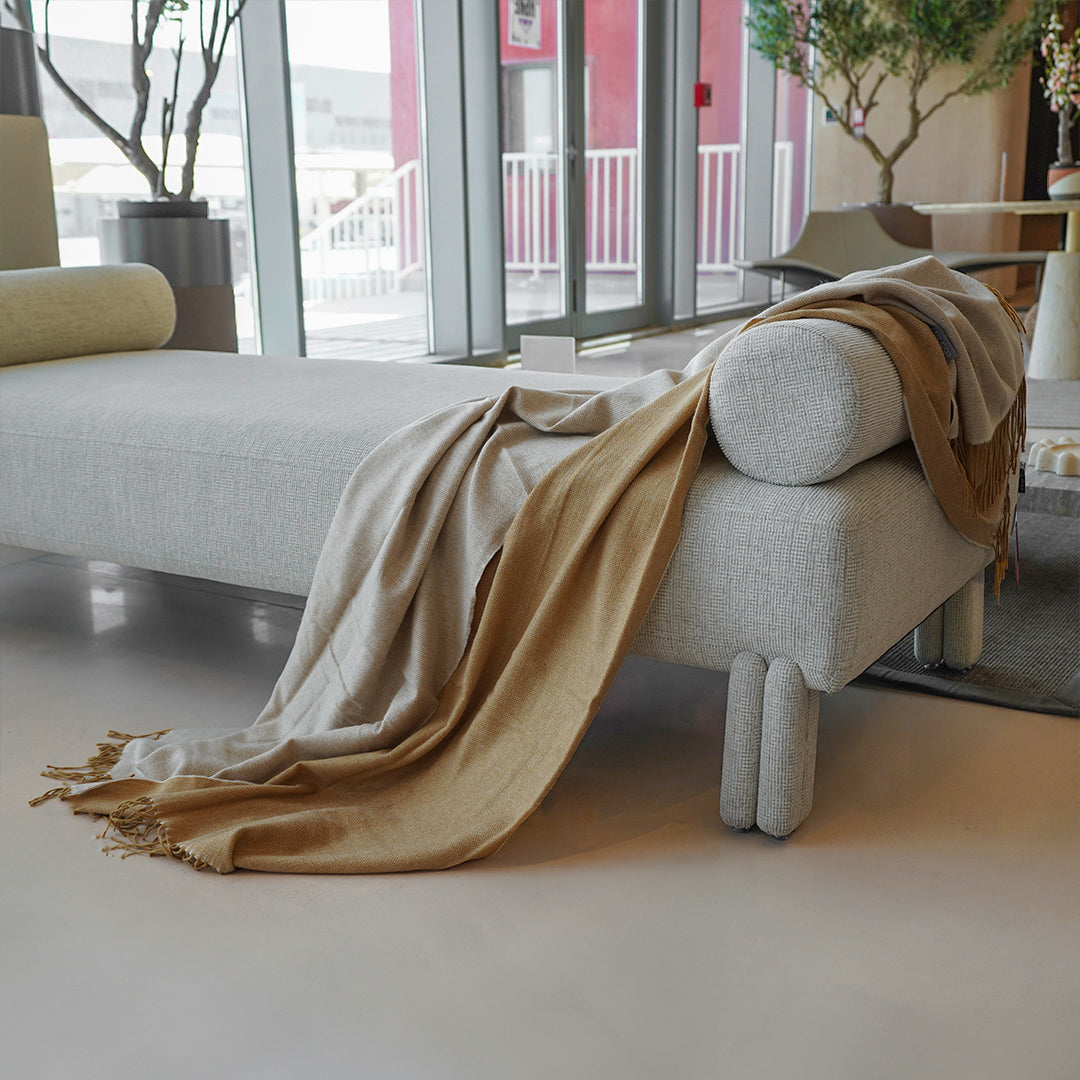 EmberWrap Throw Blanket - 350GSM -  Blankets - ebarza Furniture UAE | Shop Modern Furniture in Abu Dhabi & Dubai - مفروشات ايبازرا في الامارات | تسوق اثاث عصري وديكورات مميزة في دبي وابوظبي