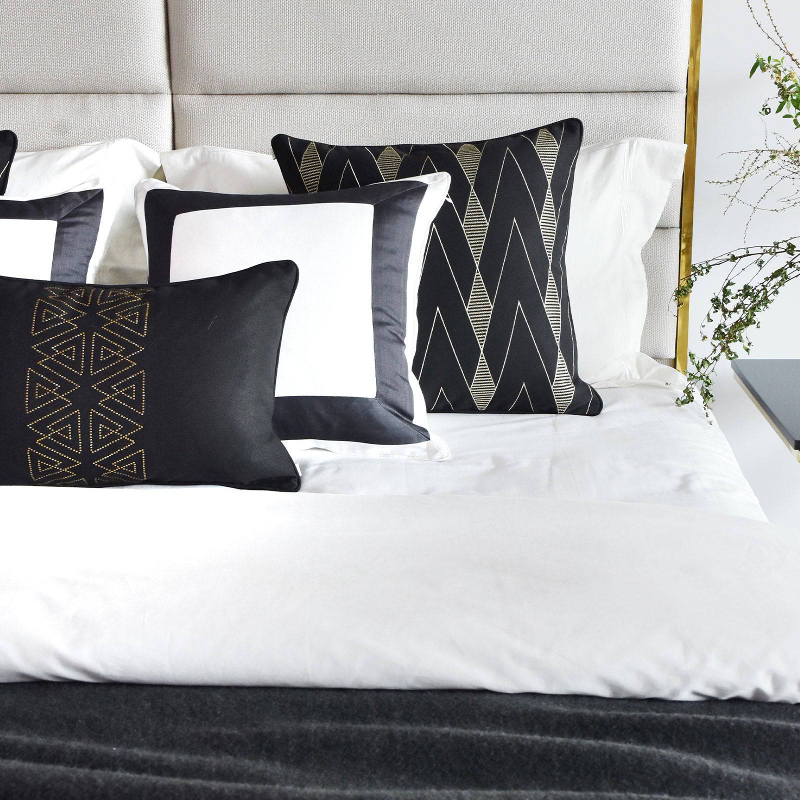Bastia Full Bedding Set Ebb-010 -  Bedding - ebarza Furniture UAE | Shop Modern Furniture in Abu Dhabi & Dubai - مفروشات ايبازرا في الامارات | تسوق اثاث عصري وديكورات مميزة في دبي وابوظبي