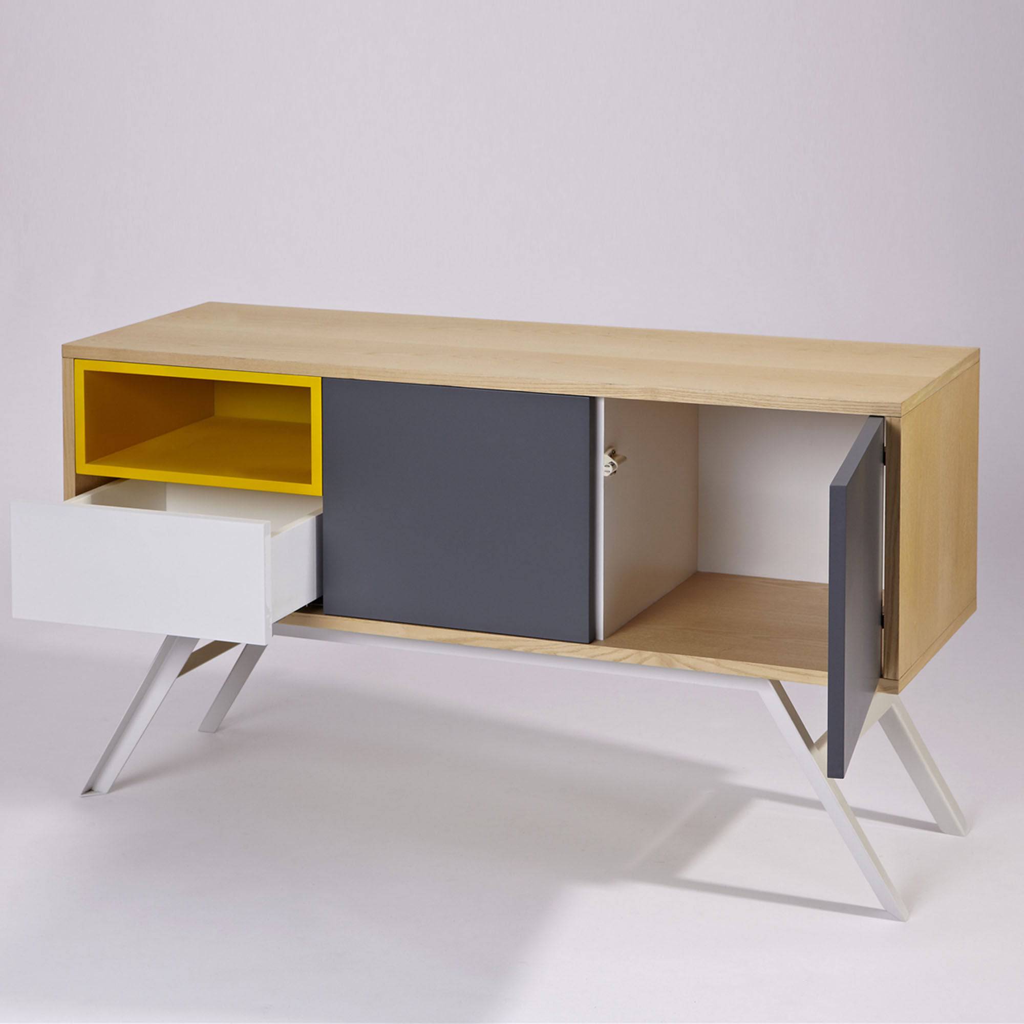 Bern Tv Unit Bsg15135 -  TV Units - ebarza Furniture UAE | Shop Modern Furniture in Abu Dhabi & Dubai - مفروشات ايبازرا في الامارات | تسوق اثاث عصري وديكورات مميزة في دبي وابوظبي