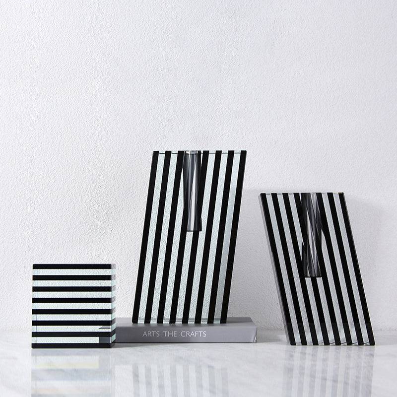 Black & Clear Striped Crystal Decor  Fb-Sj2105 -  Home Decor Figurines - ebarza Furniture UAE | Shop Modern Furniture in Abu Dhabi & Dubai - مفروشات ايبازرا في الامارات | تسوق اثاث عصري وديكورات مميزة في دبي وابوظبي