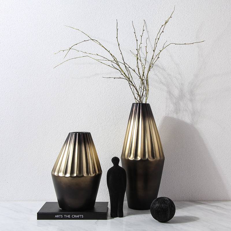 Black Gold Bottle-A Fa-D1943A -  Vases - ebarza Furniture UAE | Shop Modern Furniture in Abu Dhabi & Dubai - مفروشات ايبازرا في الامارات | تسوق اثاث عصري وديكورات مميزة في دبي وابوظبي