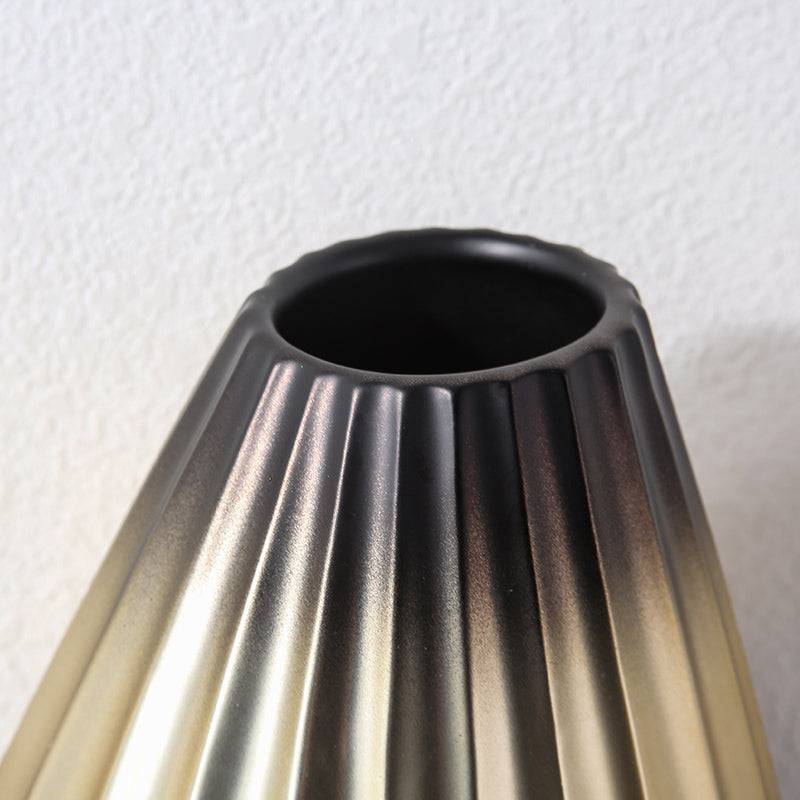 Black Gold Bottle-A Fa-D1943A -  Vases - ebarza Furniture UAE | Shop Modern Furniture in Abu Dhabi & Dubai - مفروشات ايبازرا في الامارات | تسوق اثاث عصري وديكورات مميزة في دبي وابوظبي