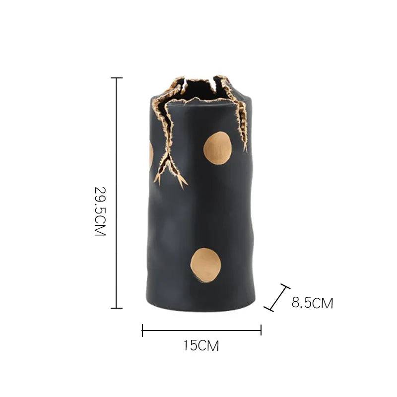 Black & Gold Ceramic Vase With Crack Detail Fa-D22062 -  Vases - ebarza Furniture UAE | Shop Modern Furniture in Abu Dhabi & Dubai - مفروشات ايبازرا في الامارات | تسوق اثاث عصري وديكورات مميزة في دبي وابوظبي