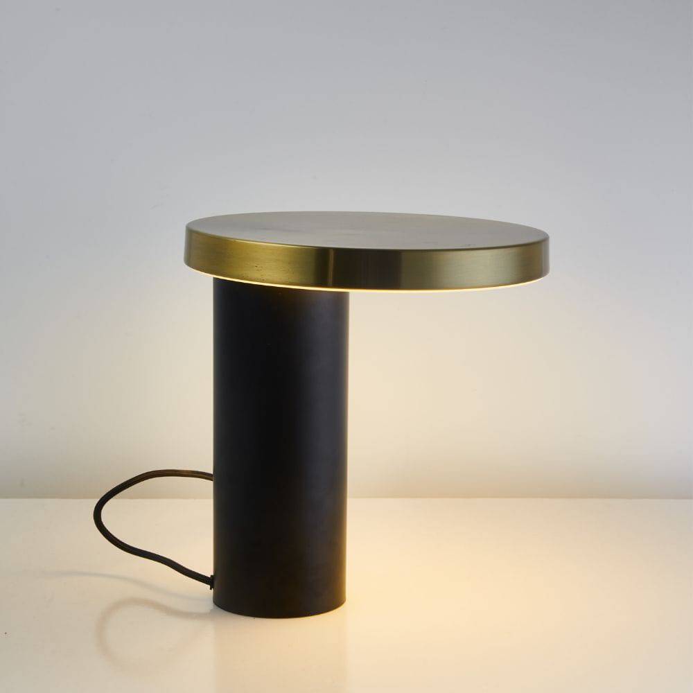 Pre-order 35 Days Delivery Black Table Lamp Cy-Ltd-1014 -  Desk\table Lamps - ebarza Furniture UAE | Shop Modern Furniture in Abu Dhabi & Dubai - مفروشات ايبازرا في الامارات | تسوق اثاث عصري وديكورات مميزة في دبي وابوظبي