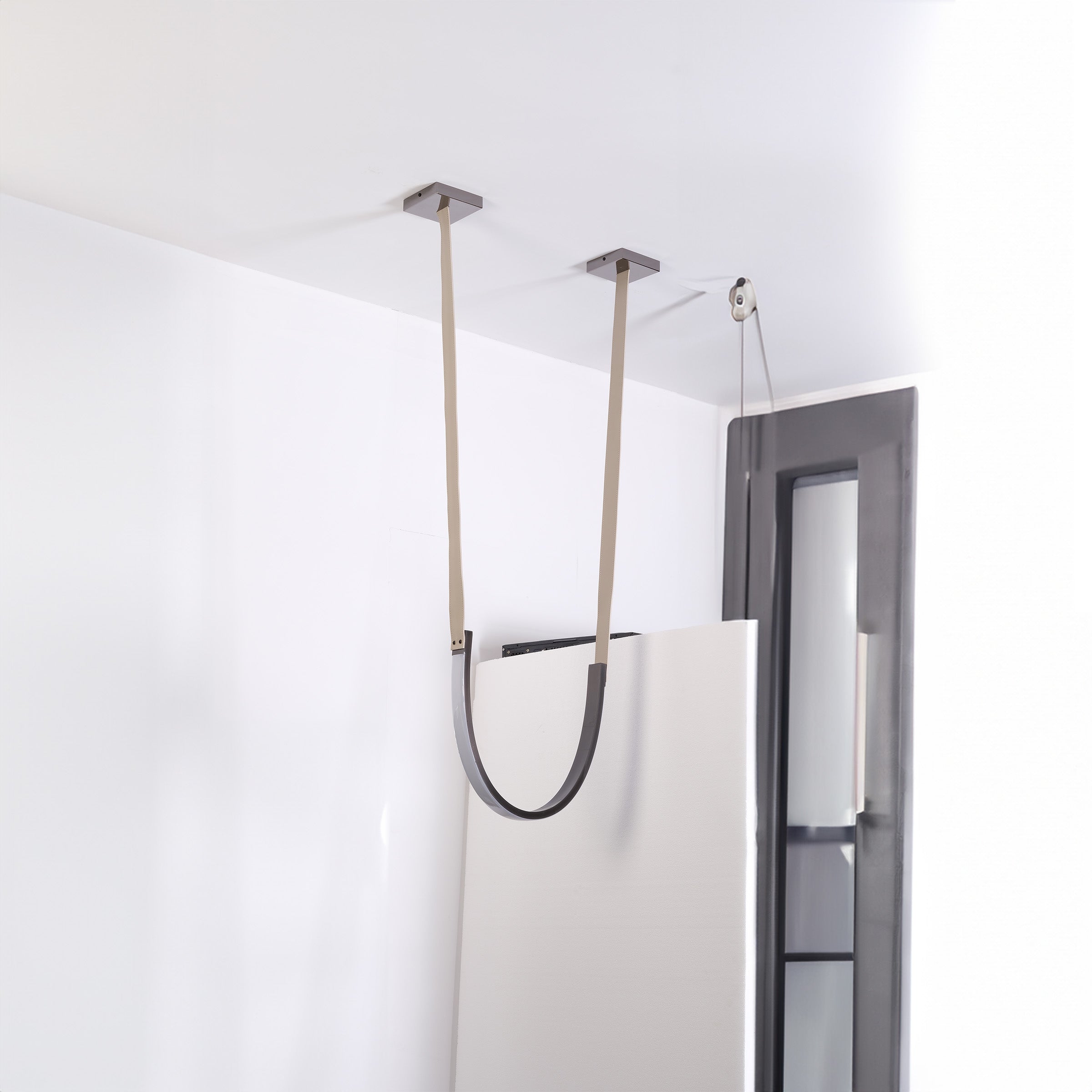 Pre-order 35 Days Delivery Set of 3x Catenary Leather Curve Pendant Lamp CY-DD-1054 -  Pendant Lamps - ebarza Furniture UAE | Shop Modern Furniture in Abu Dhabi & Dubai - مفروشات ايبازرا في الامارات | تسوق اثاث عصري وديكورات مميزة في دبي وابوظبي