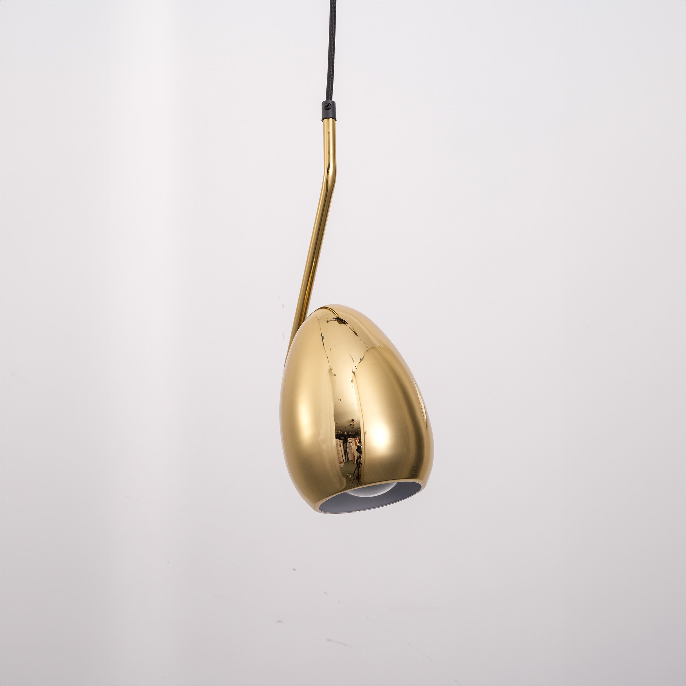 Teardrop Gold Pendant Lamp CY-DD-1062-G -  Pendant Lamps - ebarza Furniture UAE | Shop Modern Furniture in Abu Dhabi & Dubai - مفروشات ايبازرا في الامارات | تسوق اثاث عصري وديكورات مميزة في دبي وابوظبي