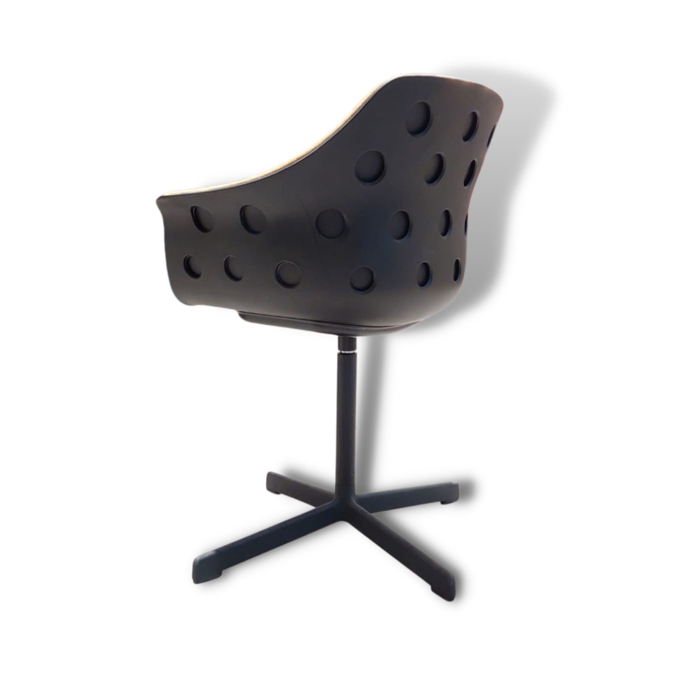 Display Item - Classic Aluminum Office Chair Che-009B-Nakheel -  DISPLAY ITEM - ebarza Furniture UAE | Shop Modern Furniture in Abu Dhabi & Dubai - مفروشات ايبازرا في الامارات | تسوق اثاث عصري وديكورات مميزة في دبي وابوظبي