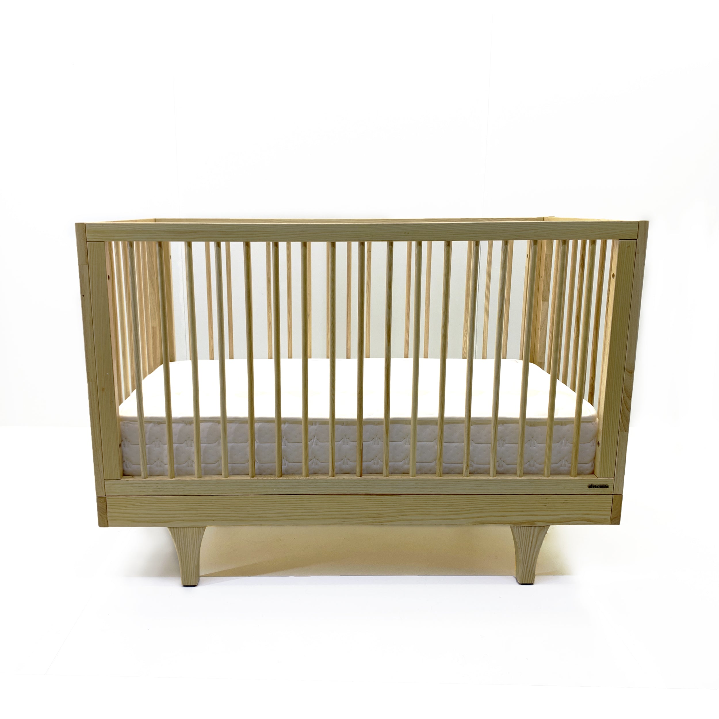 Display Item - Baby Crib Et-Y005-NYAS -  DISPLAY ITEM - ebarza Furniture UAE | Shop Modern Furniture in Abu Dhabi & Dubai - مفروشات ايبازرا في الامارات | تسوق اثاث عصري وديكورات مميزة في دبي وابوظبي