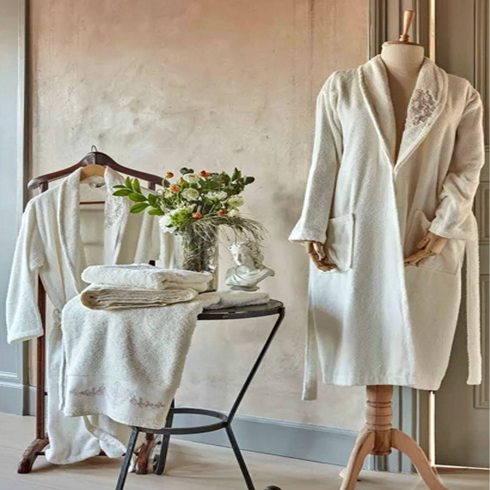 Desire Embroidered Offwhite Beige Bathrobe Set 3 Pieces 200.15.01.0223 -  Bathrobe Sets - ebarza Furniture UAE | Shop Modern Furniture in Abu Dhabi & Dubai - مفروشات ايبازرا في الامارات | تسوق اثاث عصري وديكورات مميزة في دبي وابوظبي