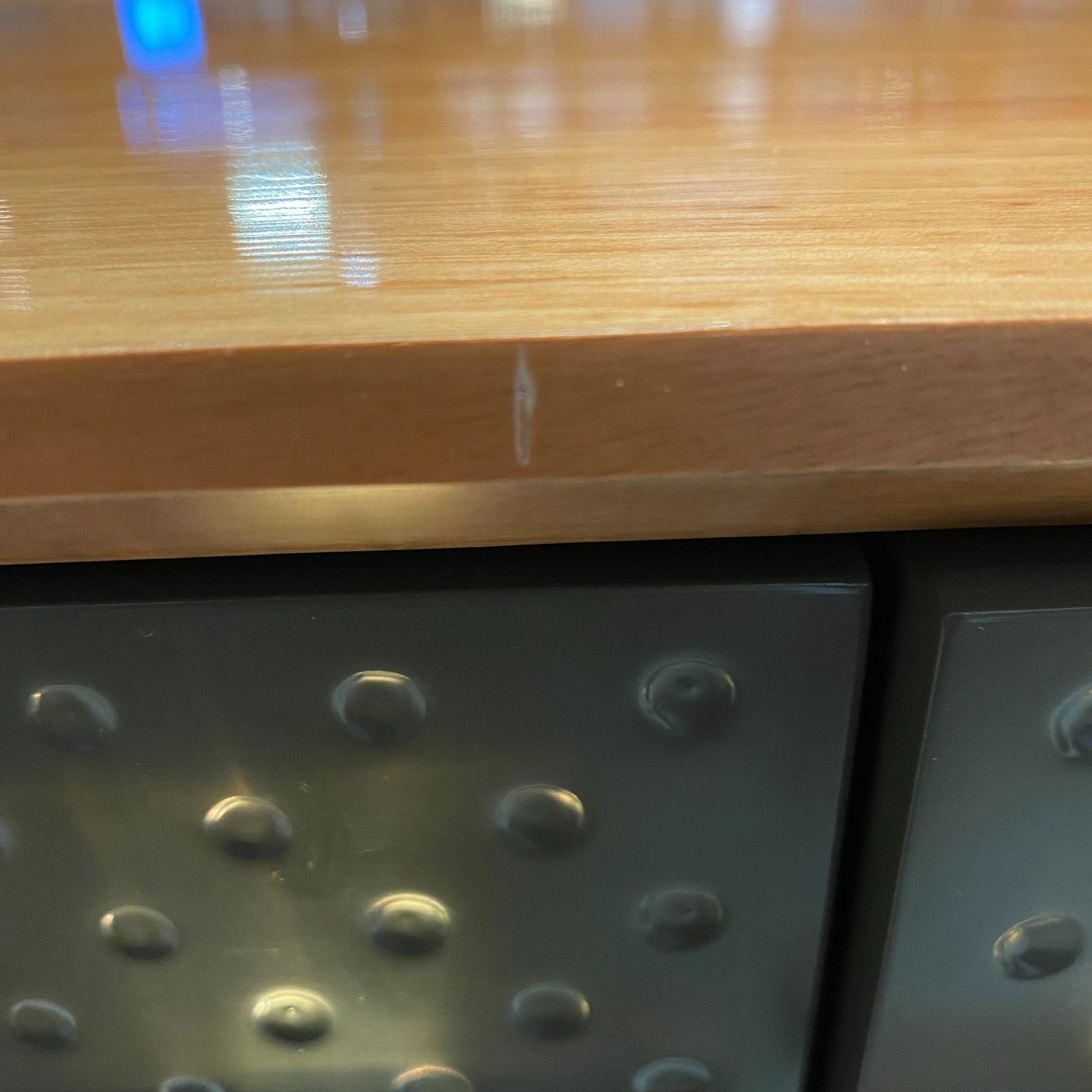 Display Item -  Alvin Sideboard/Console  Alvin008Nakheel -  DISPLAY ITEM - ebarza Furniture UAE | Shop Modern Furniture in Abu Dhabi & Dubai - مفروشات ايبازرا في الامارات | تسوق اثاث عصري وديكورات مميزة في دبي وابوظبي