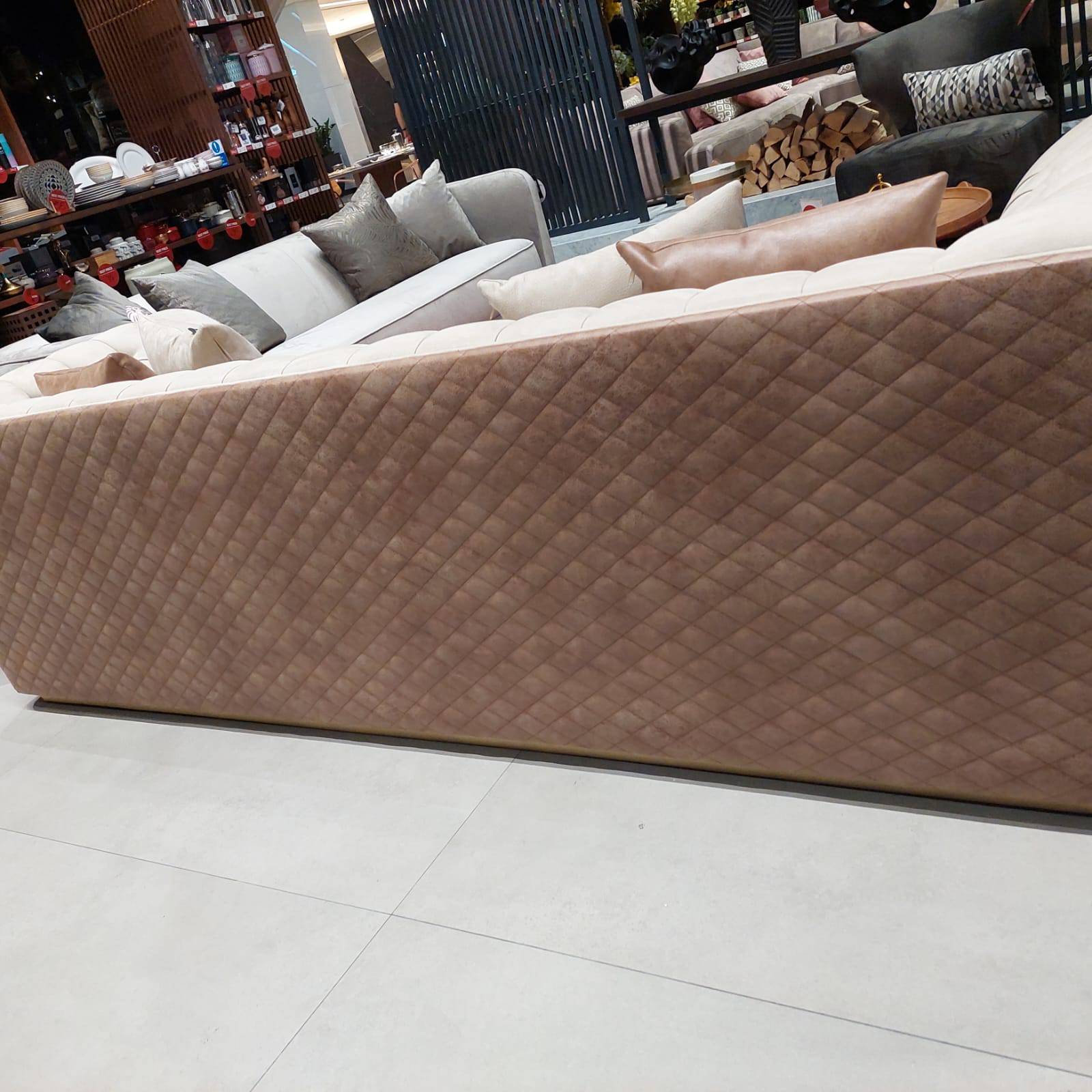 Display Item - Delfina 3 Seater Sofa Delf-3S -  DISPLAY ITEM - ebarza Furniture UAE | Shop Modern Furniture in Abu Dhabi & Dubai - مفروشات ايبازرا في الامارات | تسوق اثاث عصري وديكورات مميزة في دبي وابوظبي