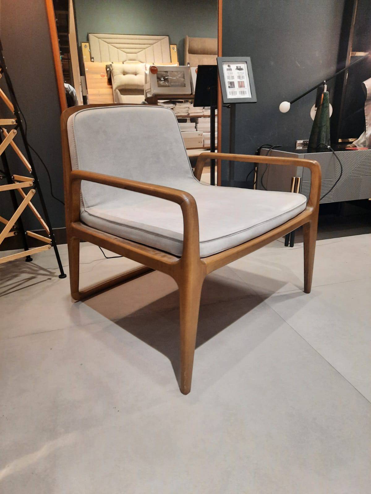 Display  Item - Loft Solid Wood Lounge Chair Loft-G-001(120) -  DISPLAY ITEM - ebarza Furniture UAE | Shop Modern Furniture in Abu Dhabi & Dubai - مفروشات ايبازرا في الامارات | تسوق اثاث عصري وديكورات مميزة في دبي وابوظبي