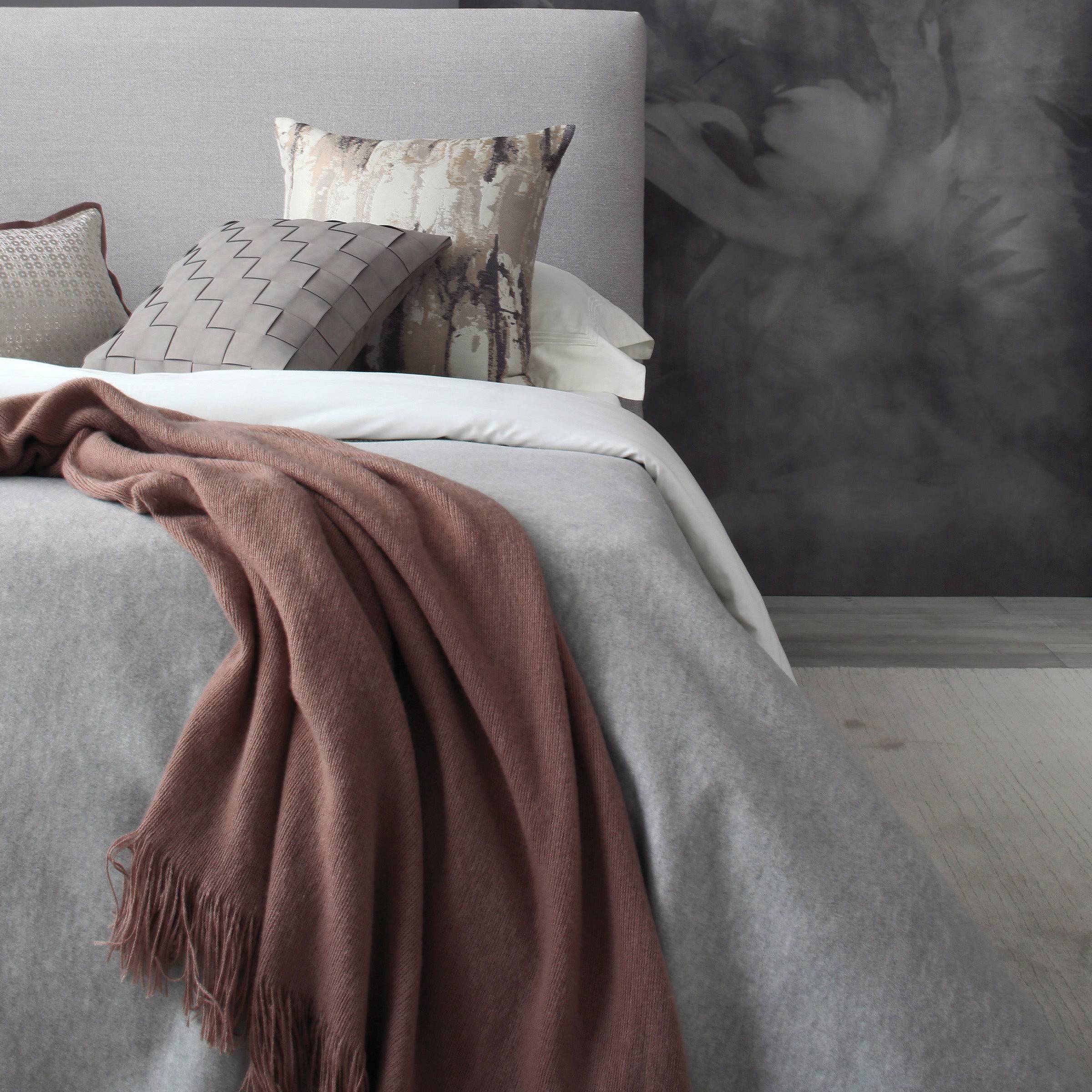 Pre-order 35 Days Delivery Einar Jacquard Full Bedding Set Ebb026 -  Bedding - ebarza Furniture UAE | Shop Modern Furniture in Abu Dhabi & Dubai - مفروشات ايبازرا في الامارات | تسوق اثاث عصري وديكورات مميزة في دبي وابوظبي