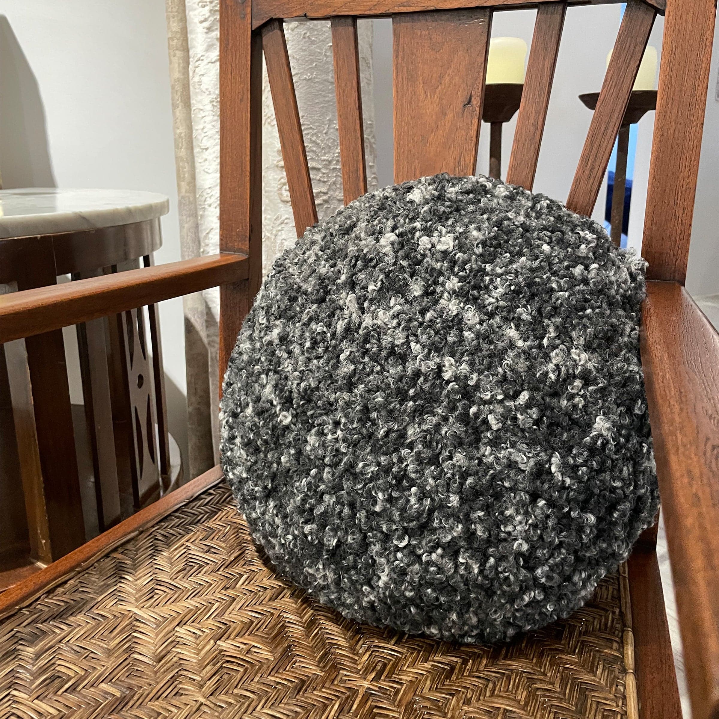 Pre-order 35 Days Delivery Eva Plush Round Cushion D 40Cm Ecc-047 -  Cushions - ebarza Furniture UAE | Shop Modern Furniture in Abu Dhabi & Dubai - مفروشات ايبازرا في الامارات | تسوق اثاث عصري وديكورات مميزة في دبي وابوظبي