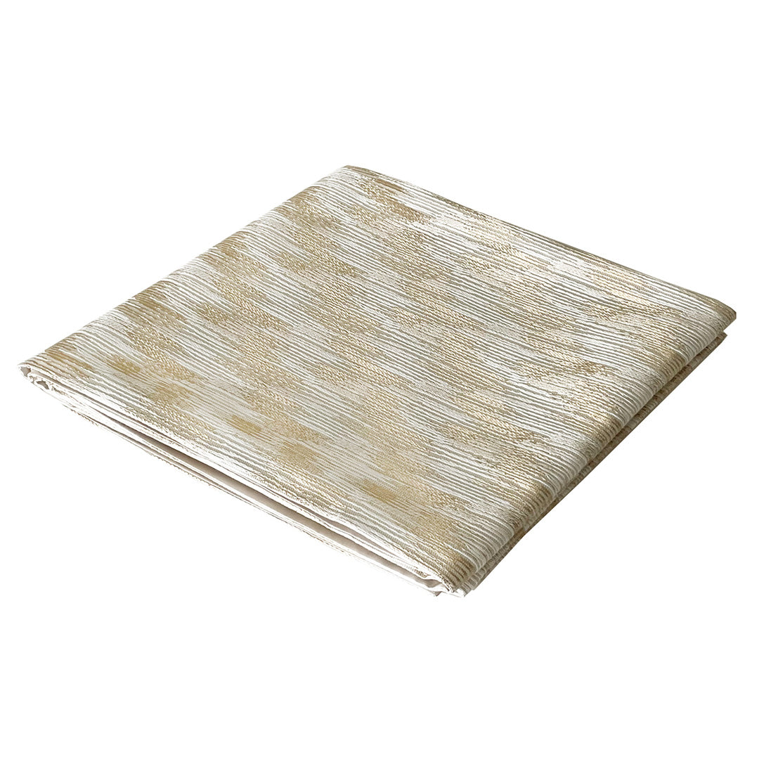 SKJH Carolyn Jacquard Runner Blanket - ETB011 -  Blankets - ebarza Furniture UAE | Shop Modern Furniture in Abu Dhabi & Dubai - مفروشات ايبازرا في الامارات | تسوق اثاث عصري وديكورات مميزة في دبي وابوظبي