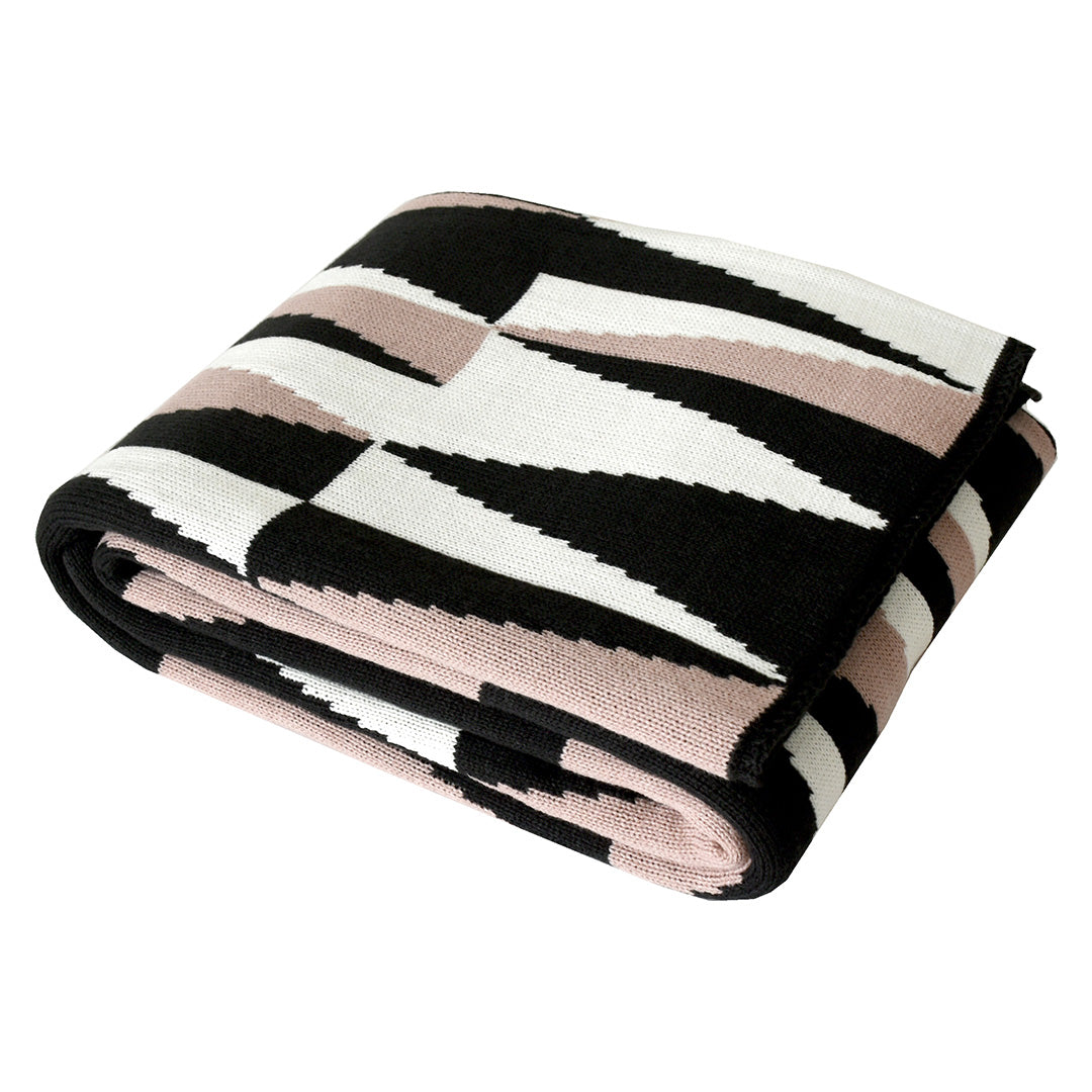 SKJG Reja Geometric Pattern Knitted Blanket - ETB016 -  Blankets - ebarza Furniture UAE | Shop Modern Furniture in Abu Dhabi & Dubai - مفروشات ايبازرا في الامارات | تسوق اثاث عصري وديكورات مميزة في دبي وابوظبي