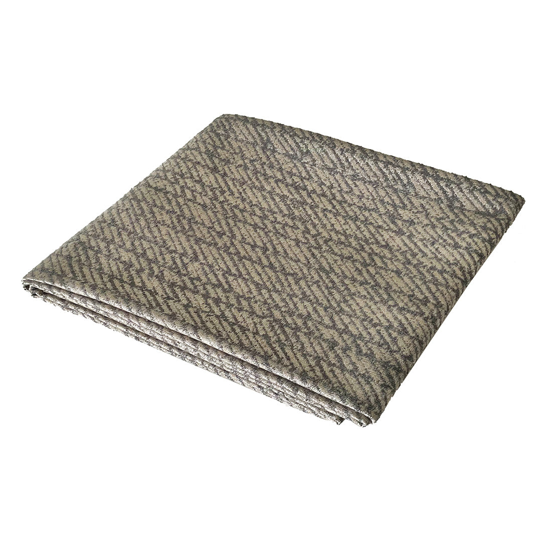 SKJH Blues Jacquard Runner Blanket - ETB010 -  Blankets - ebarza Furniture UAE | Shop Modern Furniture in Abu Dhabi & Dubai - مفروشات ايبازرا في الامارات | تسوق اثاث عصري وديكورات مميزة في دبي وابوظبي