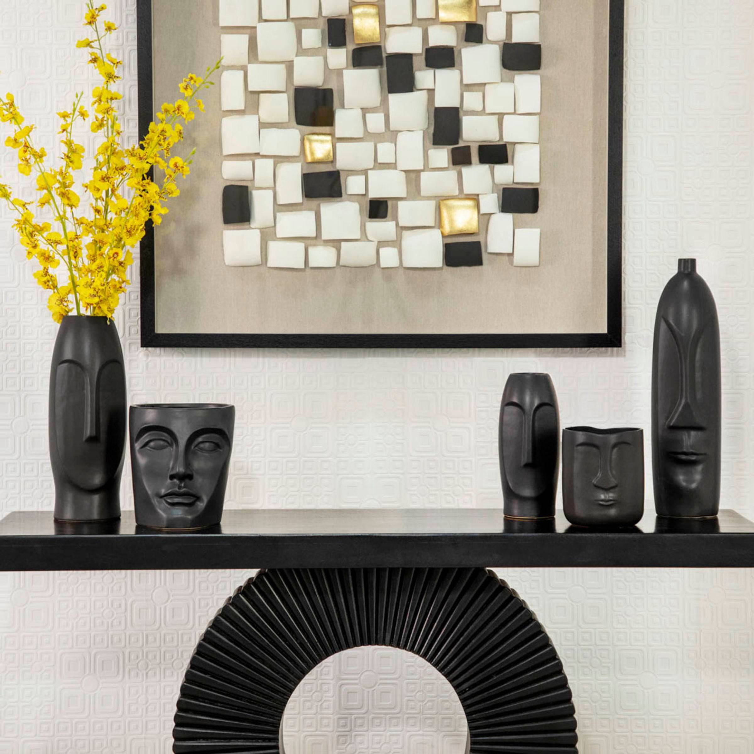 Face Ceramic Vase 45 Cm - Black 15761-02 -  Vases - ebarza Furniture UAE | Shop Modern Furniture in Abu Dhabi & Dubai - مفروشات ايبازرا في الامارات | تسوق اثاث عصري وديكورات مميزة في دبي وابوظبي