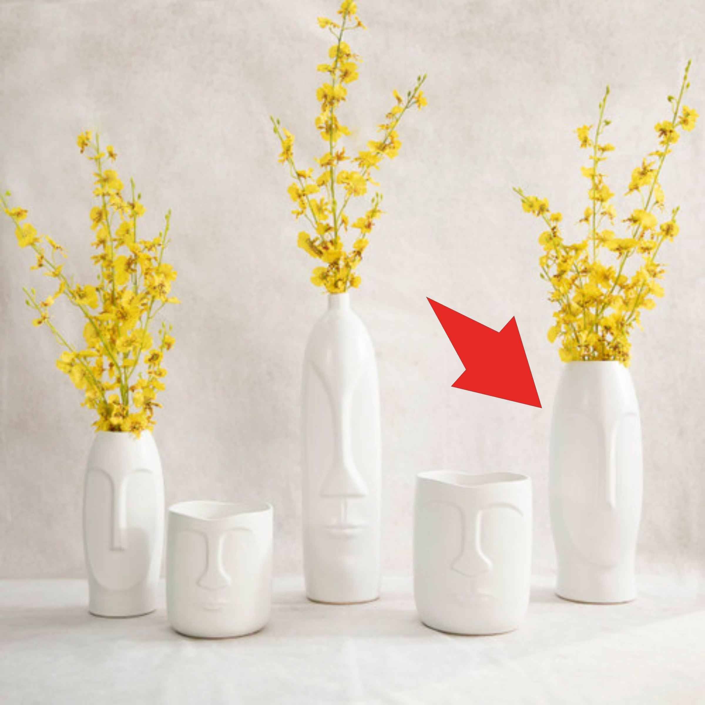 Face Vase 33 Cm - White 15763-01 -  Vases - ebarza Furniture UAE | Shop Modern Furniture in Abu Dhabi & Dubai - مفروشات ايبازرا في الامارات | تسوق اثاث عصري وديكورات مميزة في دبي وابوظبي