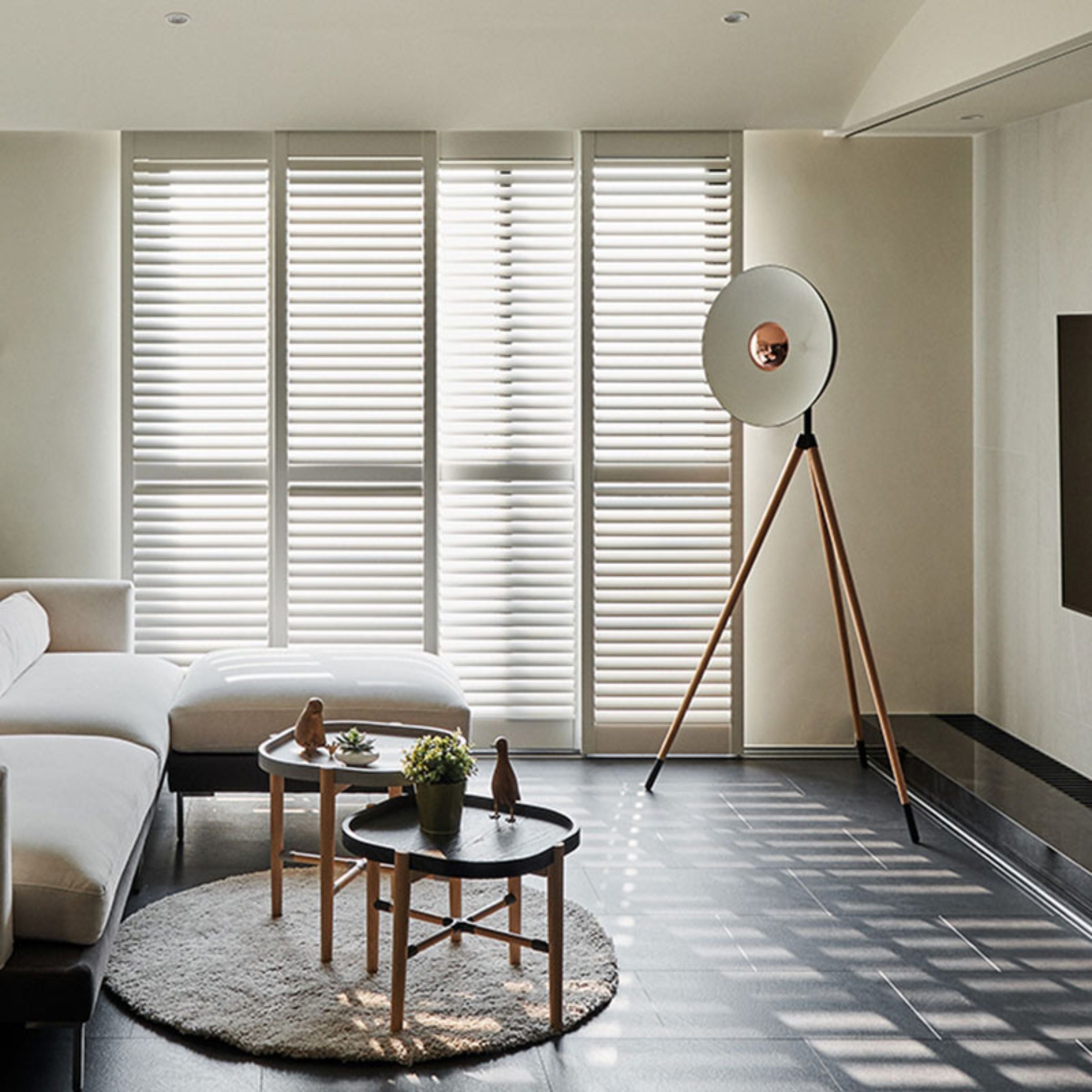 Fame Wooden Floor Lamp CY-LTD-1007 -  Floor Lamps - ebarza Furniture UAE | Shop Modern Furniture in Abu Dhabi & Dubai - مفروشات ايبازرا في الامارات | تسوق اثاث عصري وديكورات مميزة في دبي وابوظبي