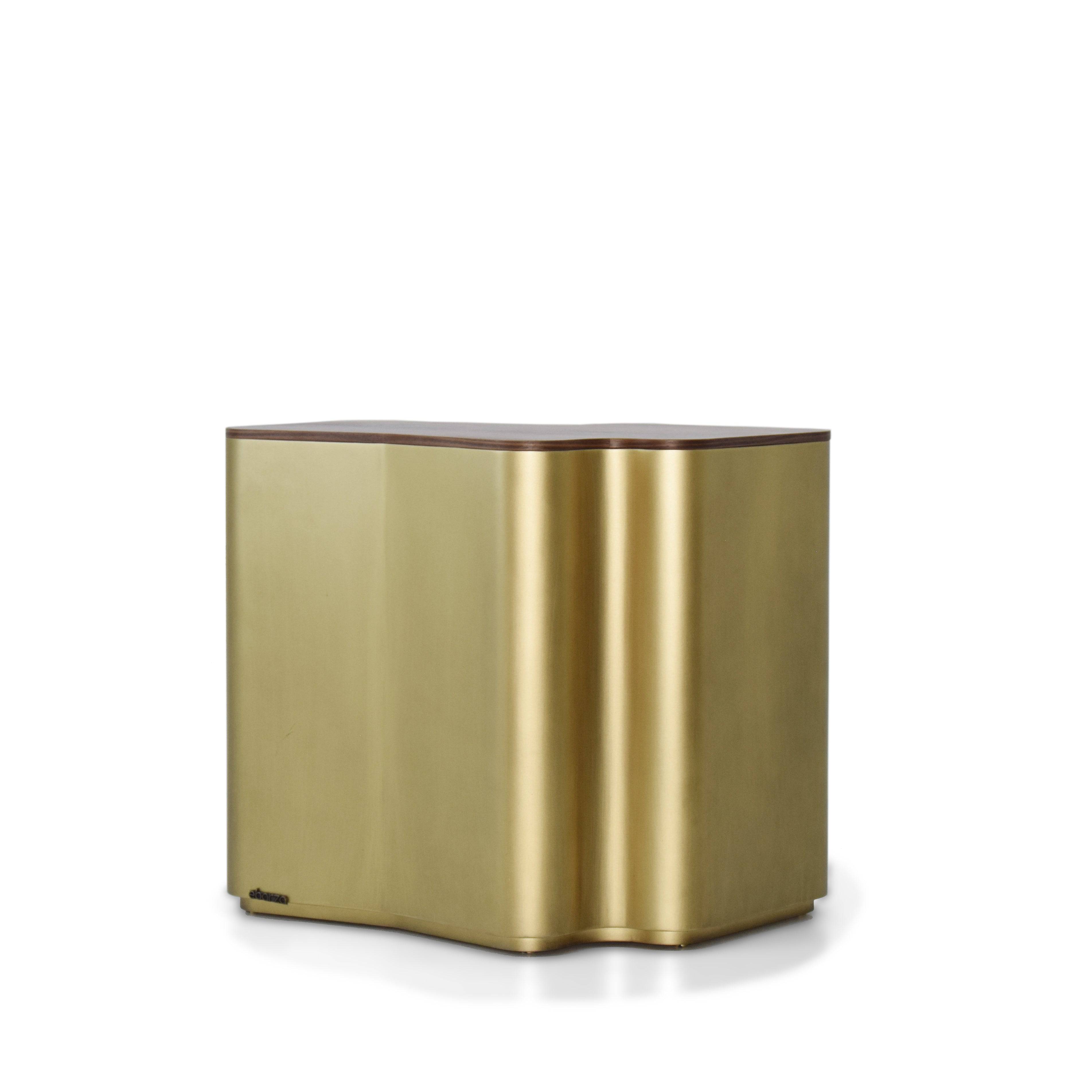 Giallo Gold Side Table Glost-039G -  Side Tables - ebarza Furniture UAE | Shop Modern Furniture in Abu Dhabi & Dubai - مفروشات ايبازرا في الامارات | تسوق اثاث عصري وديكورات مميزة في دبي وابوظبي