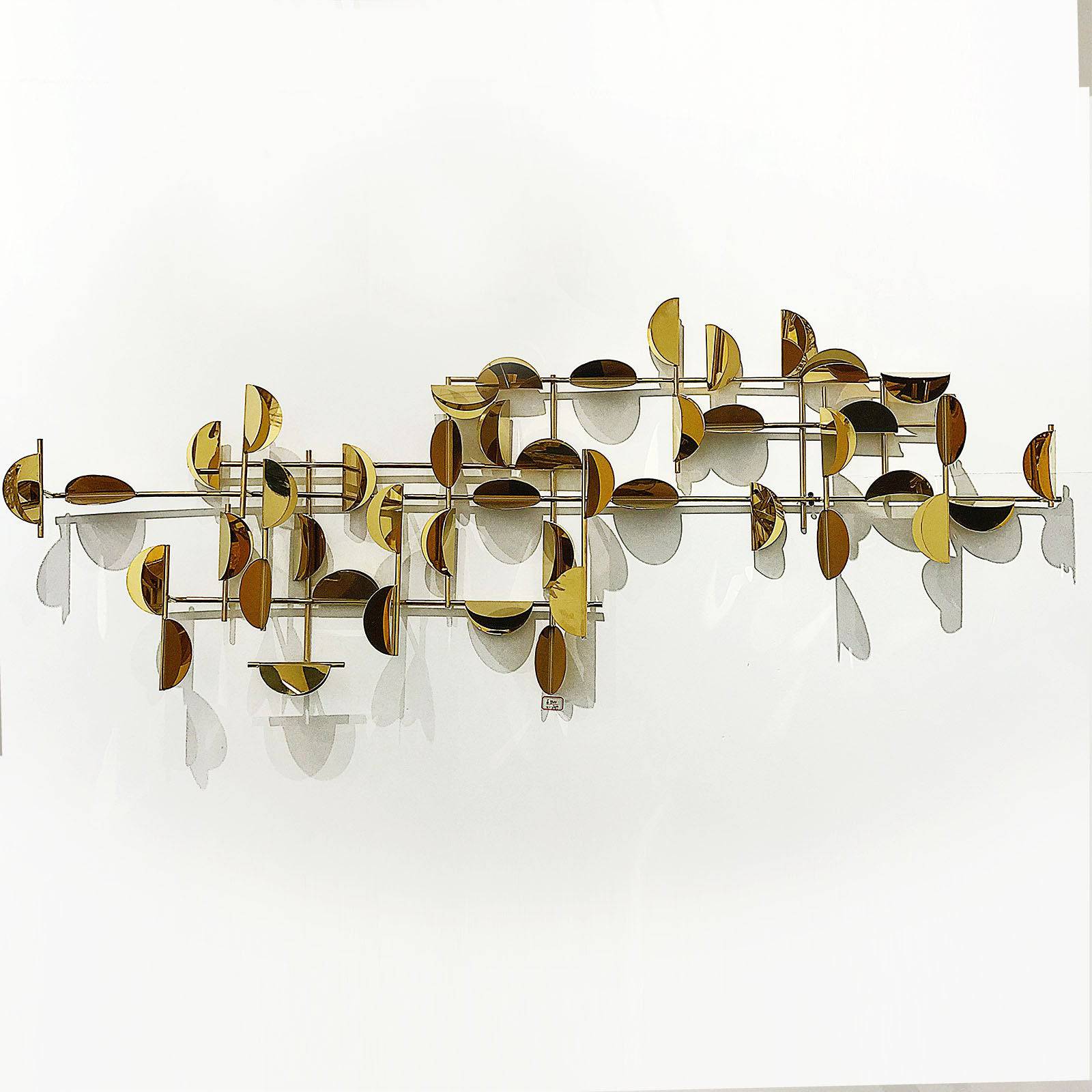 Golden Leaves Handcrafted Stainless Steel Artwork Z08019 -  Artwork - ebarza Furniture UAE | Shop Modern Furniture in Abu Dhabi & Dubai - مفروشات ايبازرا في الامارات | تسوق اثاث عصري وديكورات مميزة في دبي وابوظبي